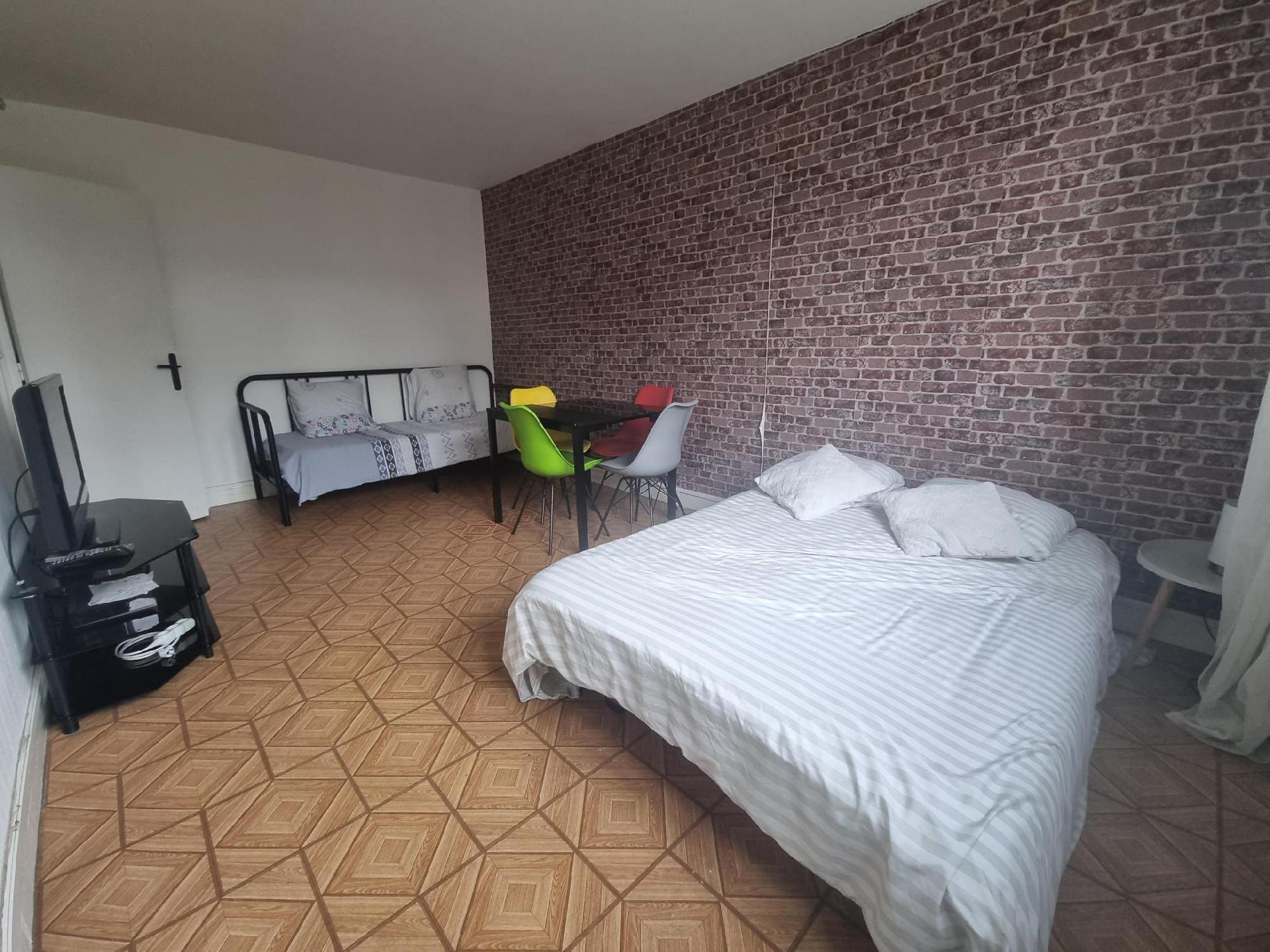 Photo 2 — LOUZI IMMOBILIER