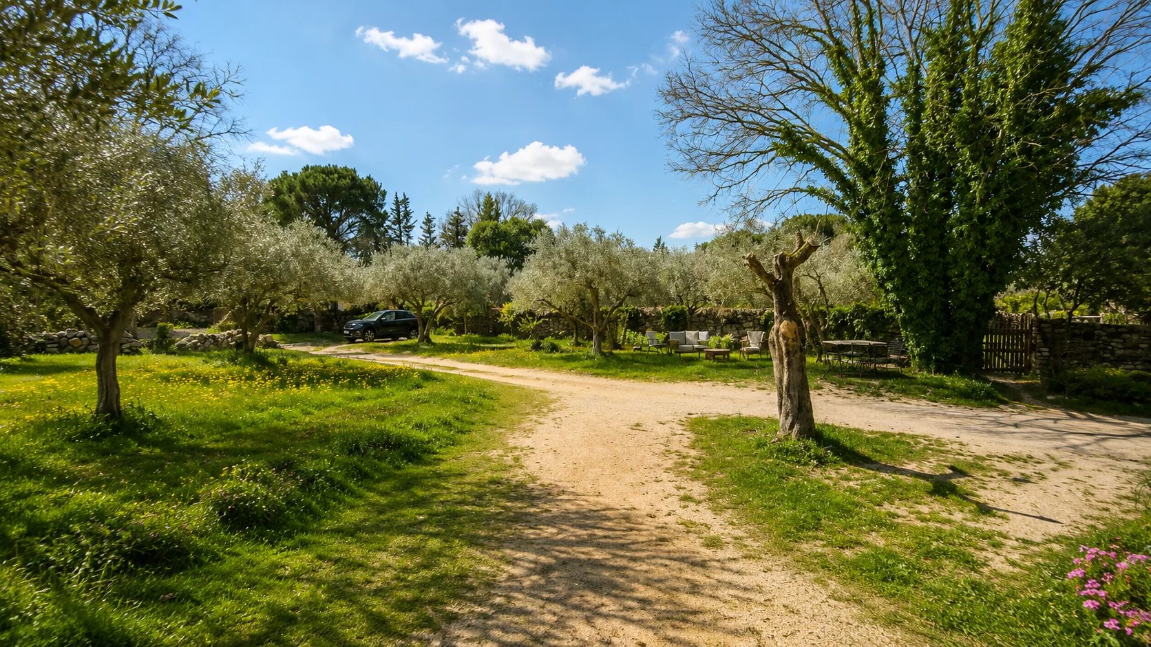 Photo 2 — AGENCE GIMMOT