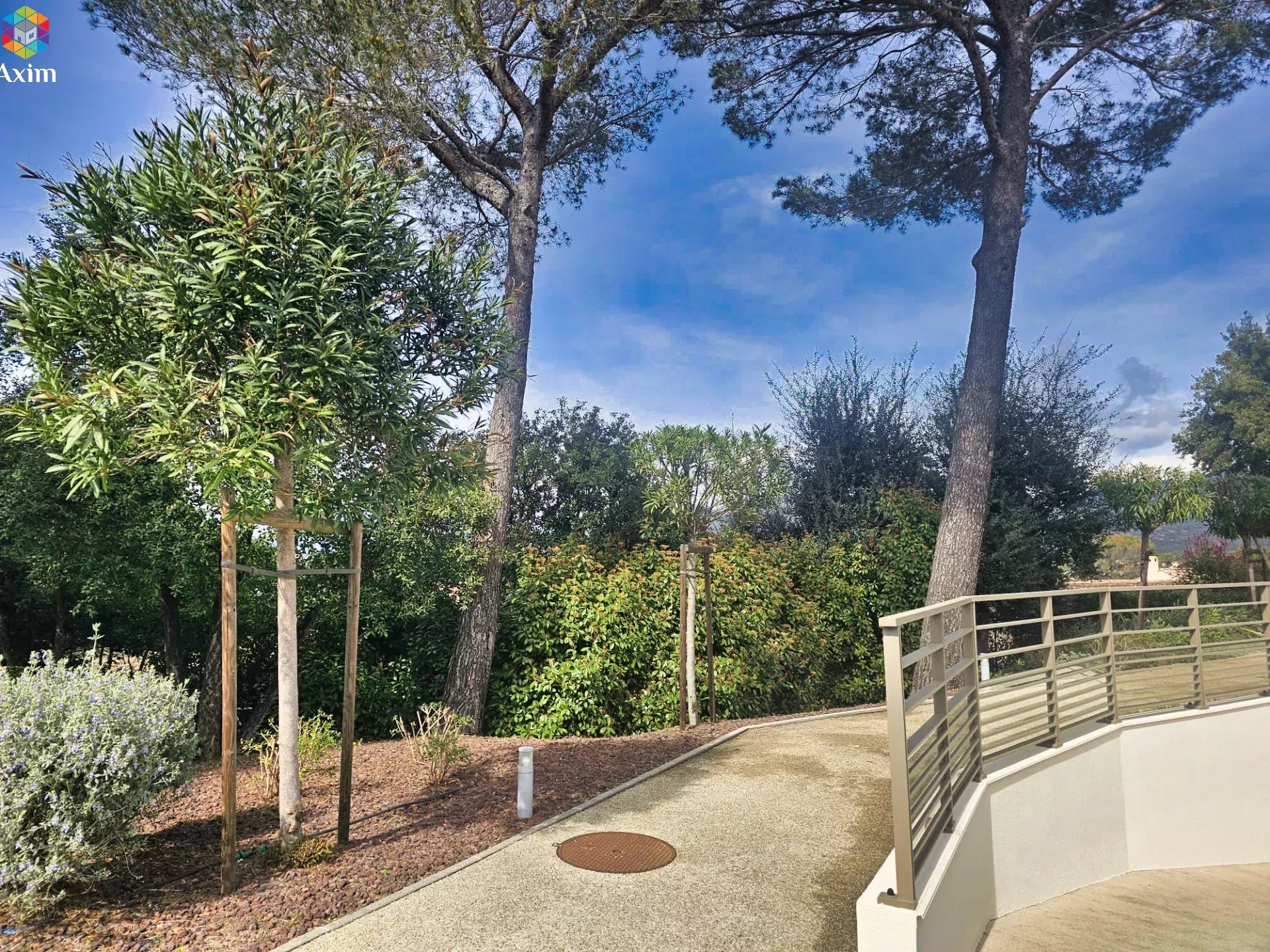 Photo 6 — Axim Mediterranee