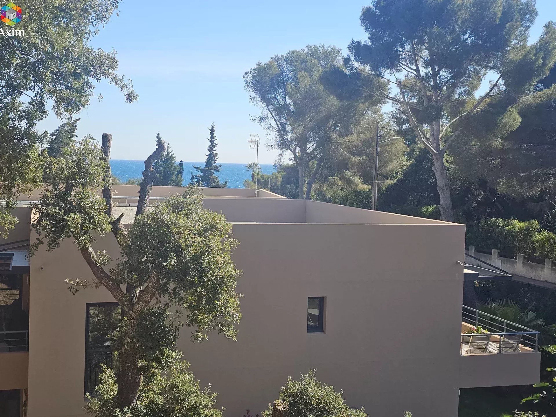 Photo 15 — Axim Mediterranee