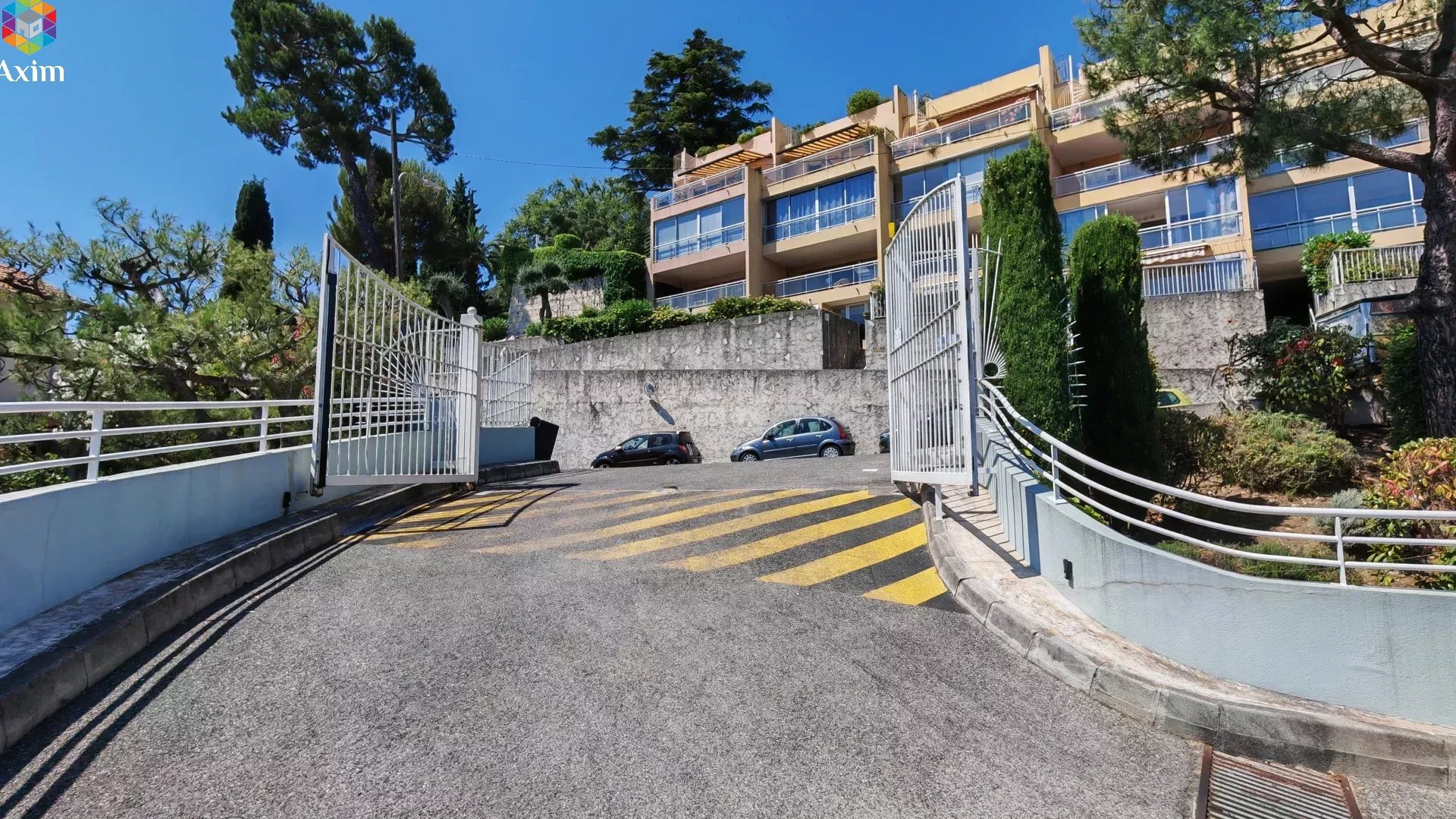 Photo 17 — Axim Mediterranee