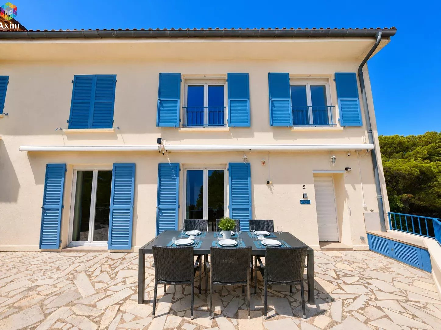 Photo 12 — Axim Mediterranee