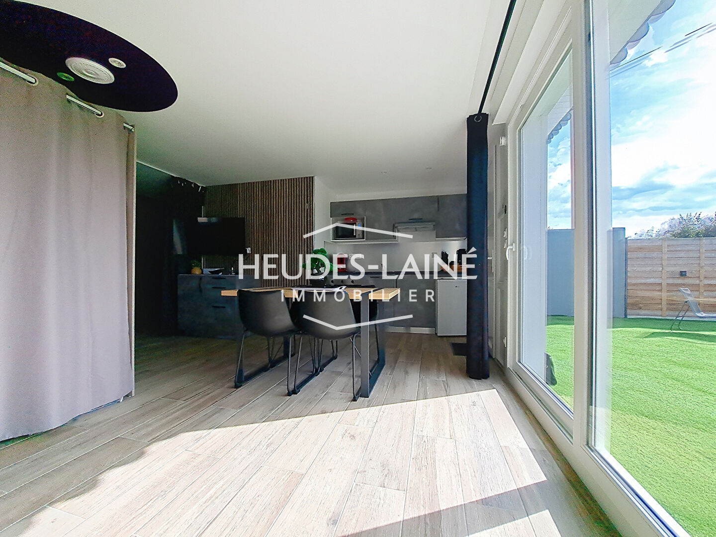 Photo 3 — HEUDES LAINE