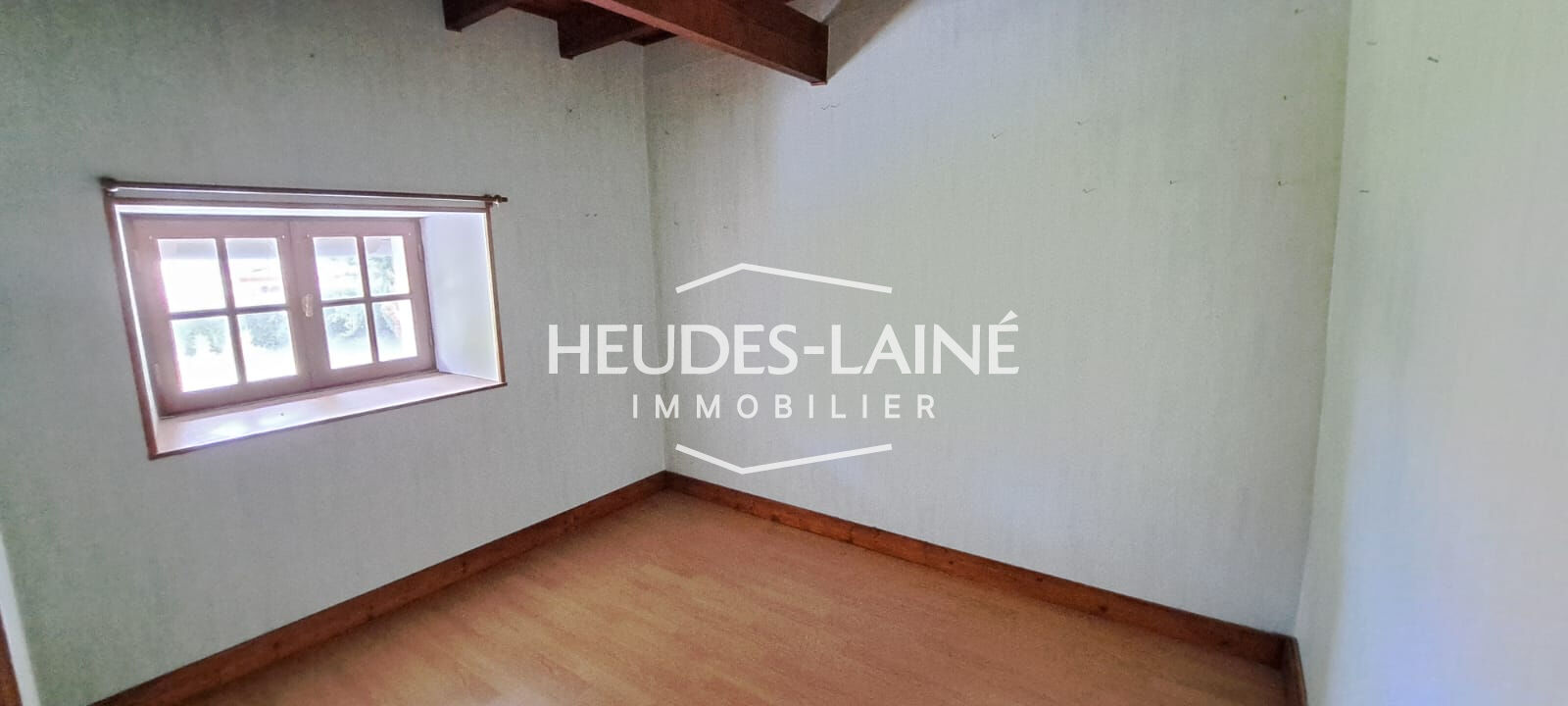 Photo 8 — HEUDES LAINE