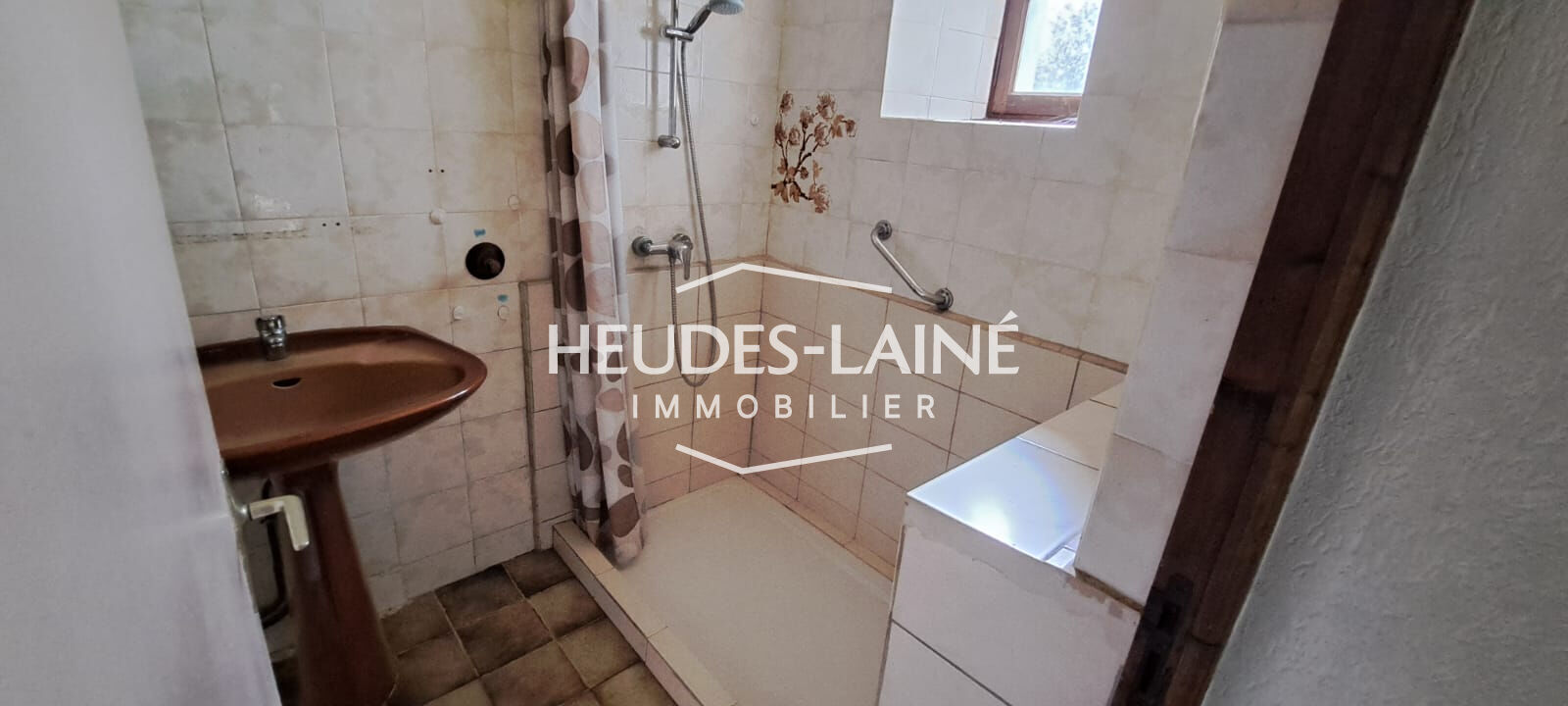 Photo 6 — HEUDES LAINE