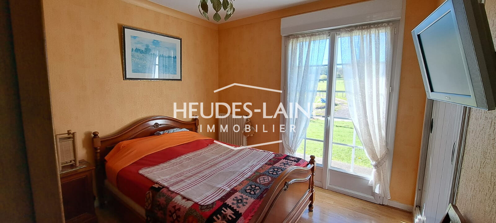 Photo 4 — HEUDES LAINE