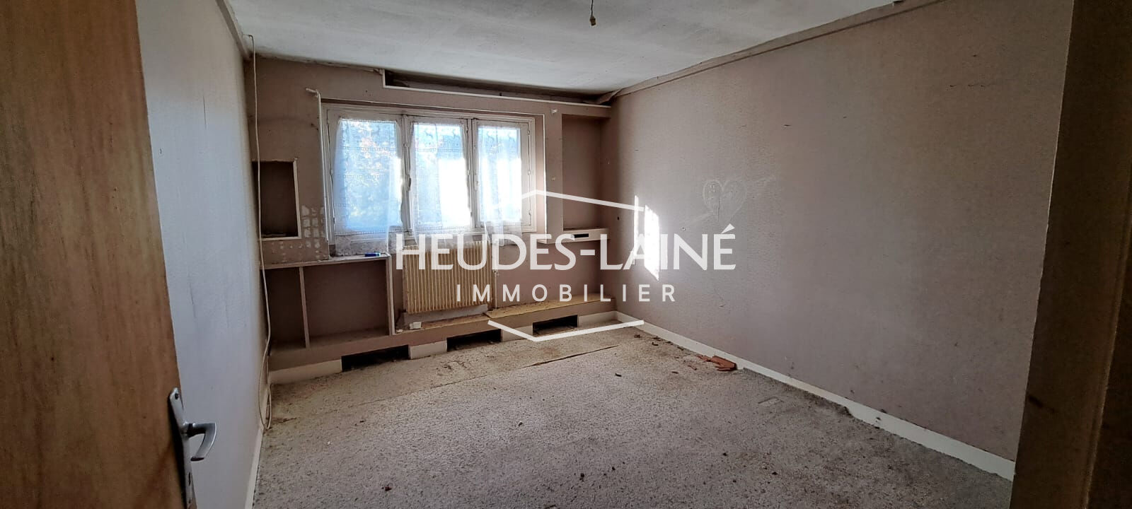 Photo 8 — HEUDES LAINE