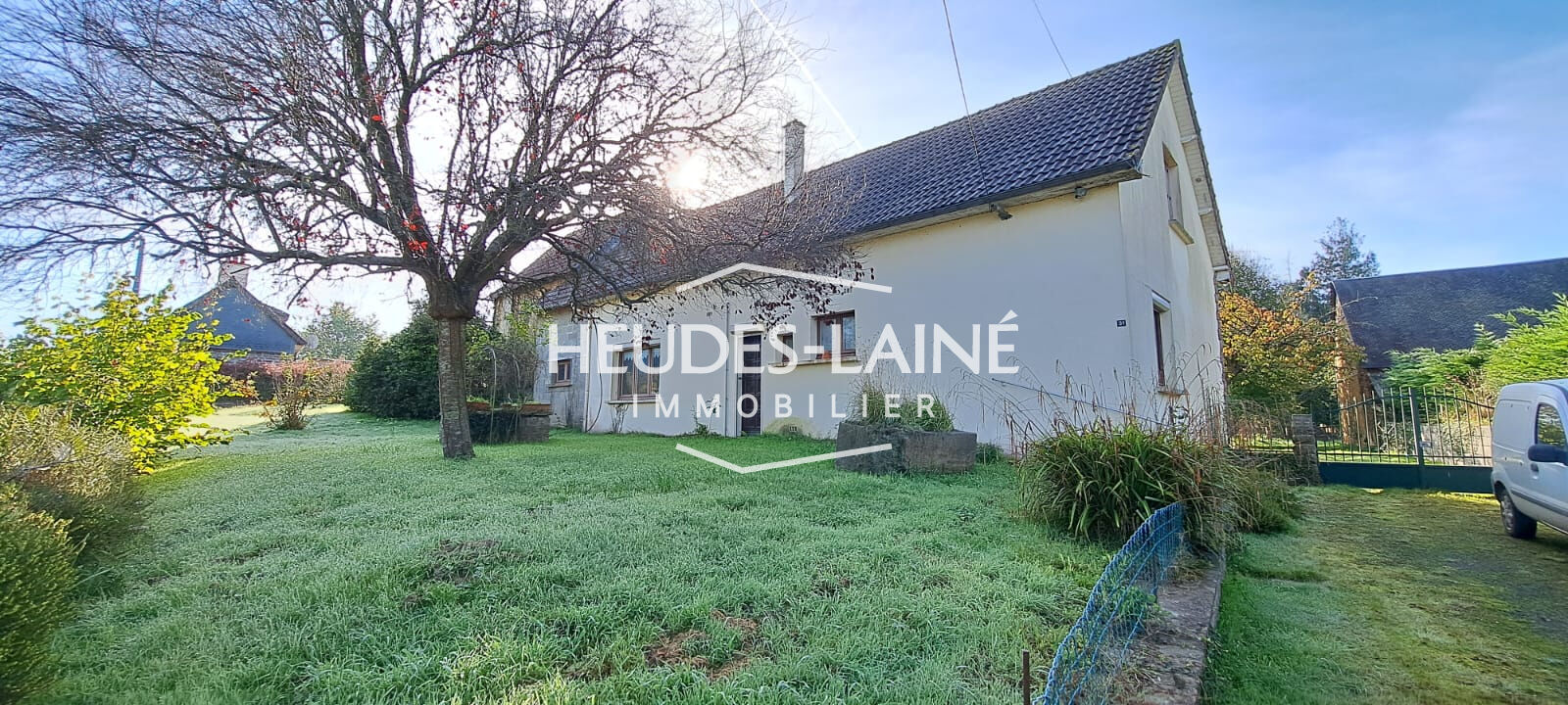 Photo 2 — HEUDES LAINE