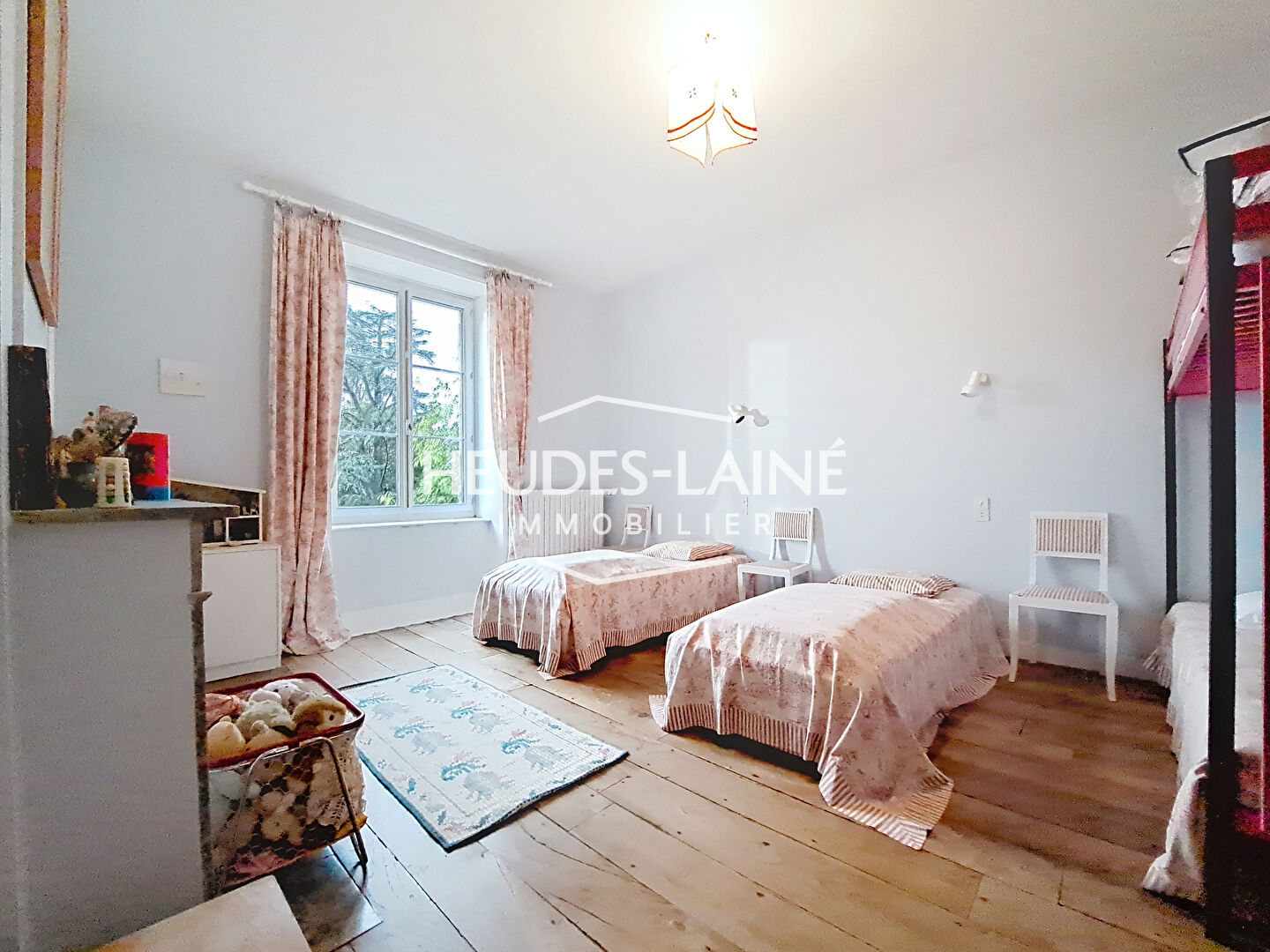 Photo 13 — HEUDES LAINE
