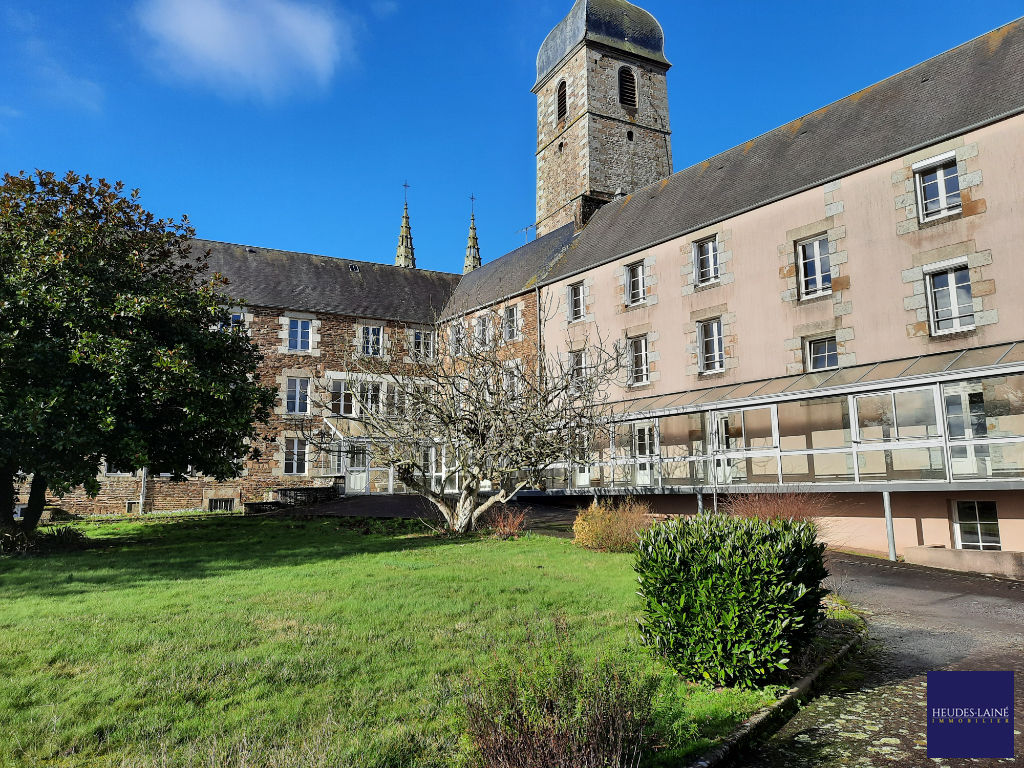 Photo 3 — HEUDES LAINE