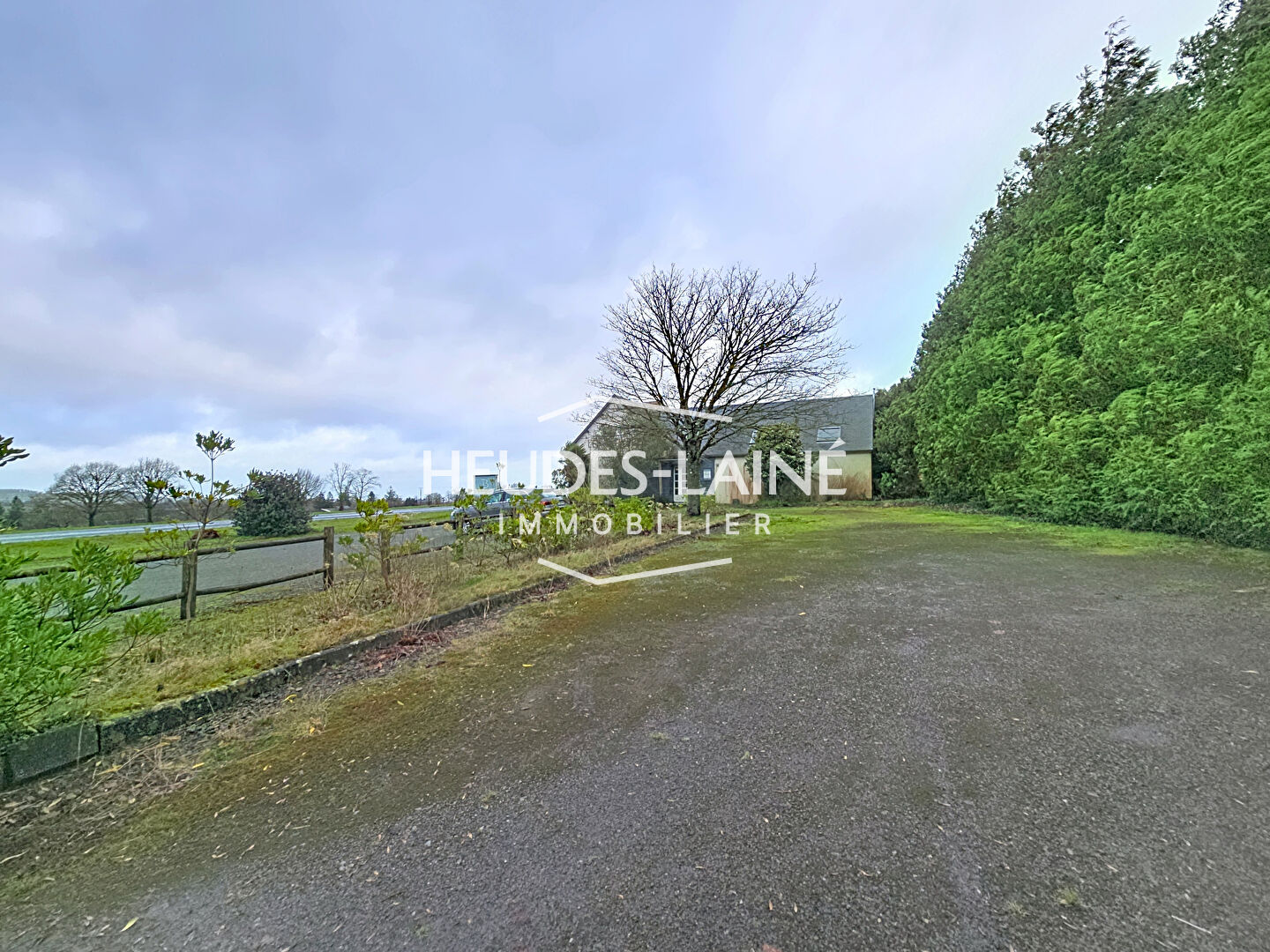 Photo 18 — HEUDES LAINE