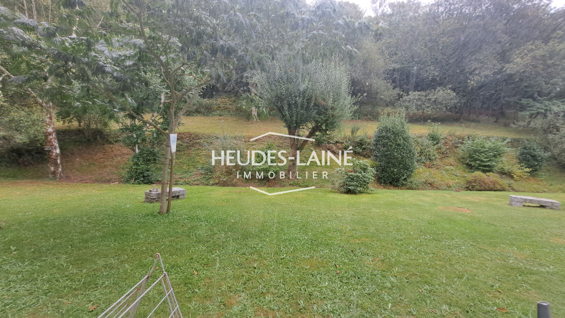 Photo 8 — HEUDES LAINE