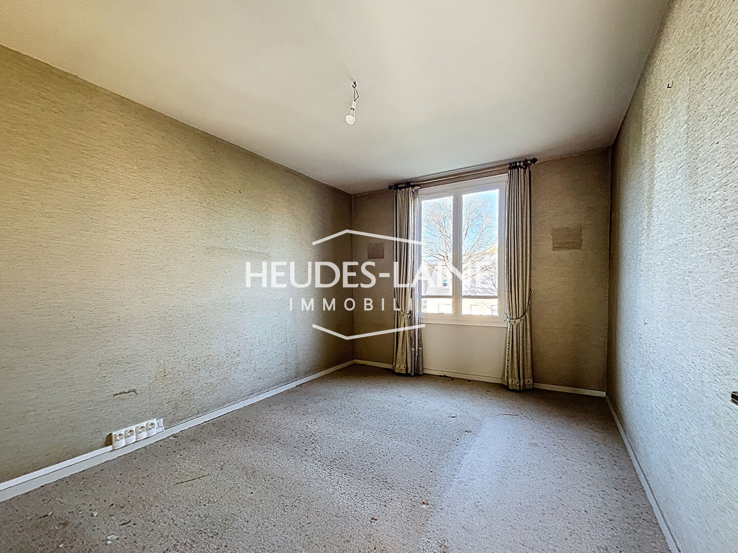 Photo 5 — HEUDES LAINE