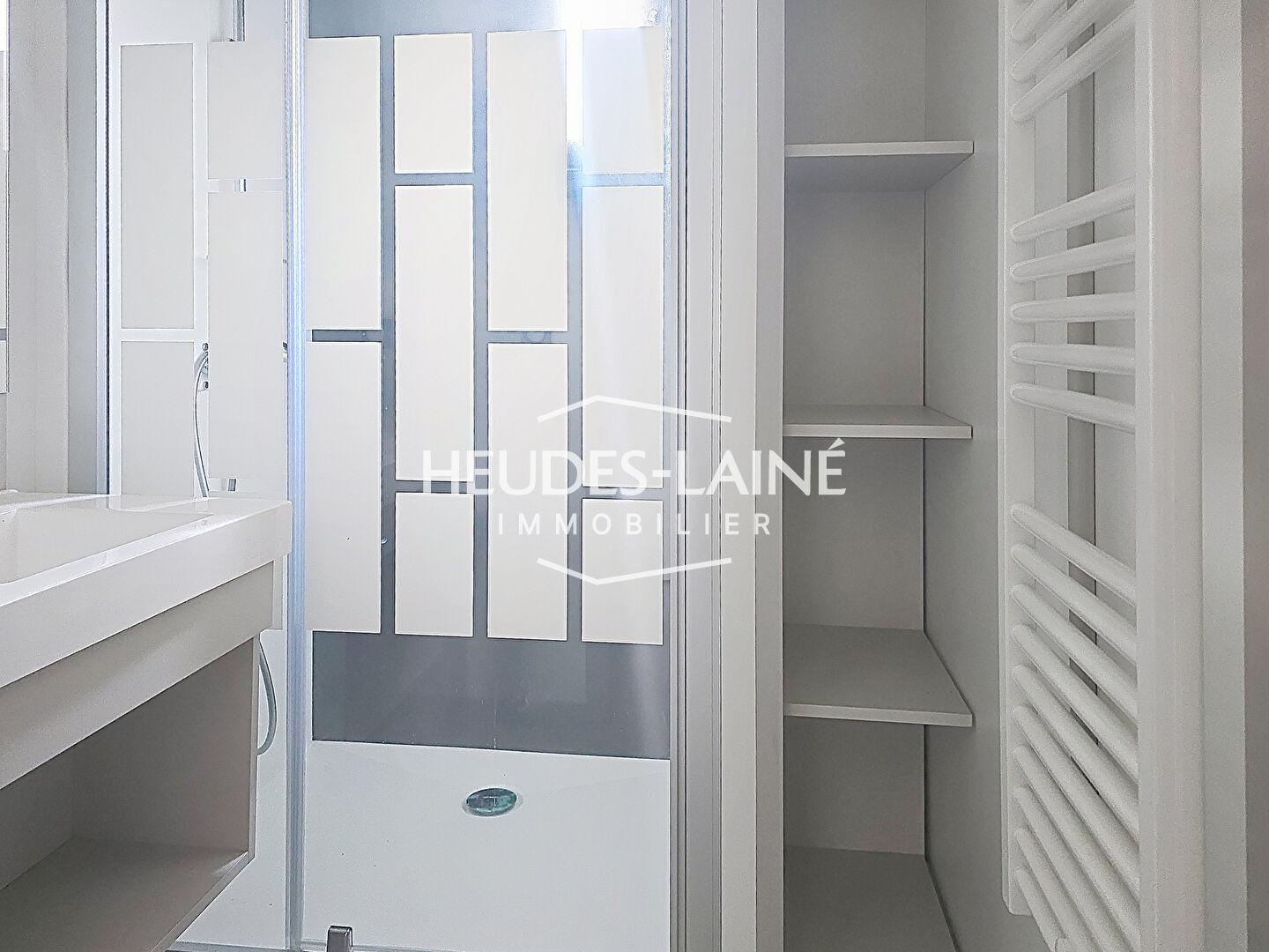 Photo 8 — HEUDES LAINE