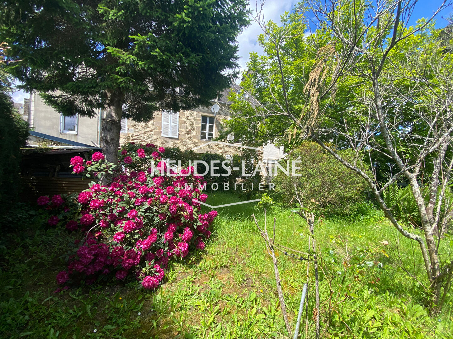 Photo 2 — HEUDES LAINE