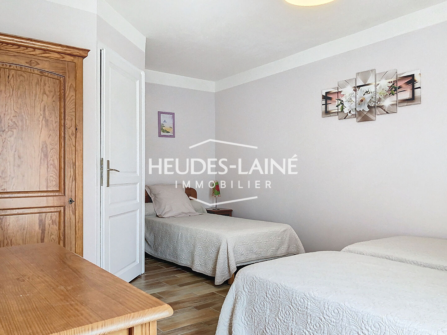 Photo 7 — HEUDES LAINE