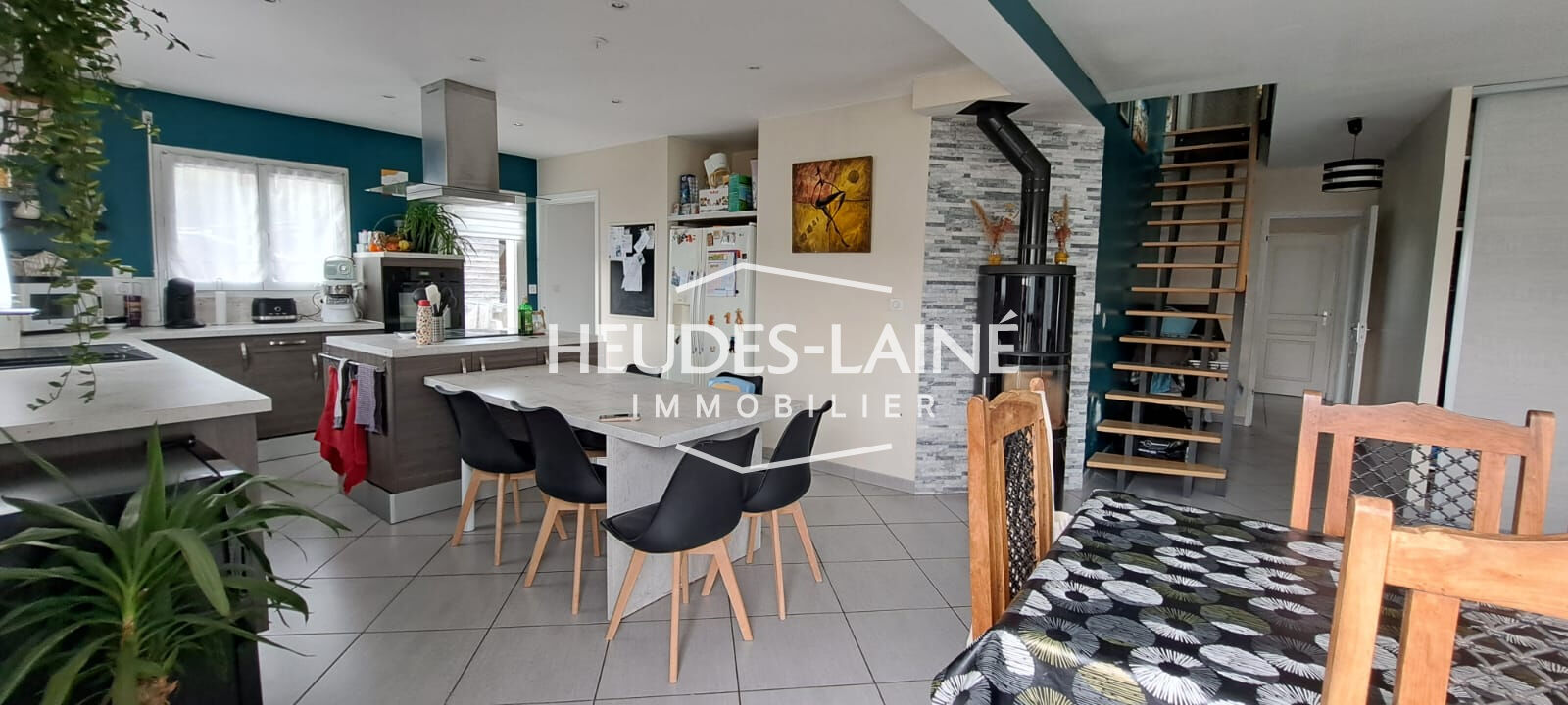 Photo 2 — HEUDES LAINE