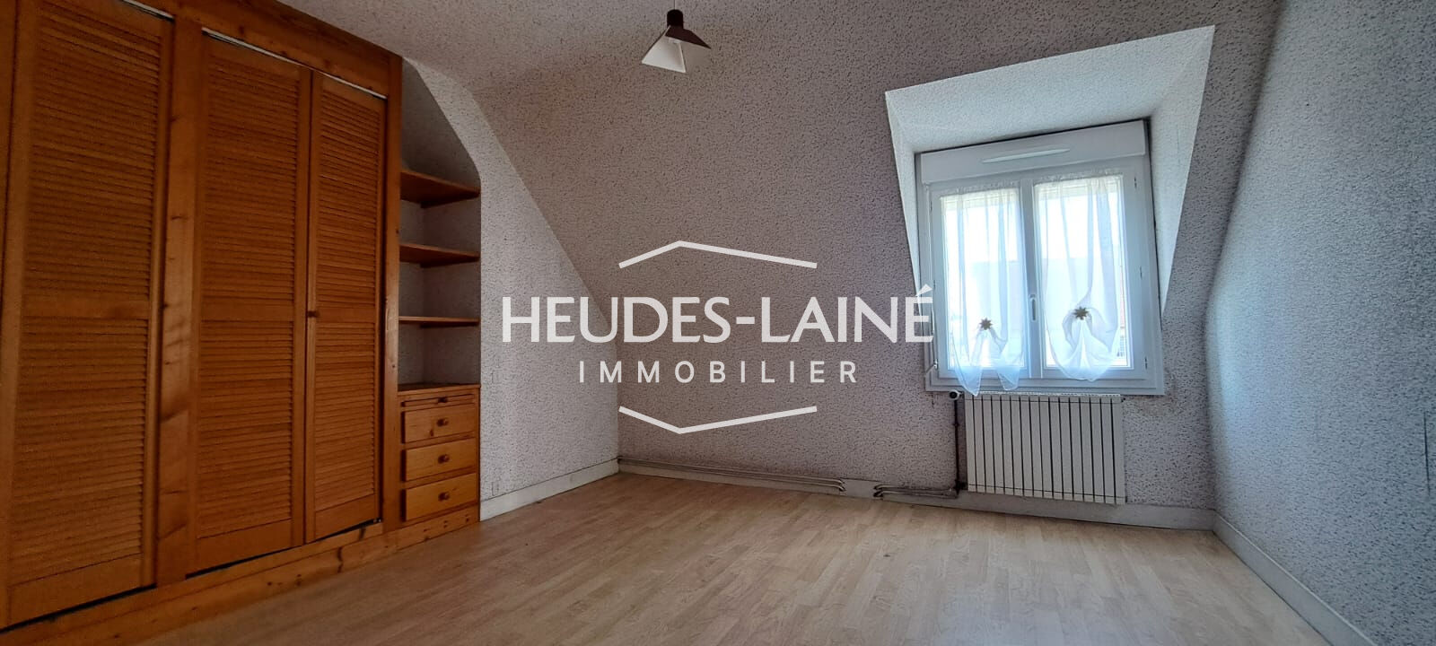 Photo 8 — HEUDES LAINE