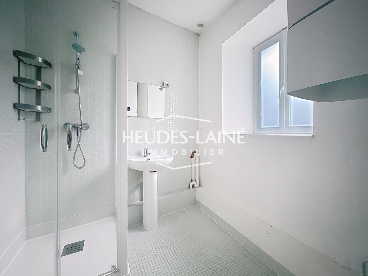 Photo 6 — HEUDES LAINE