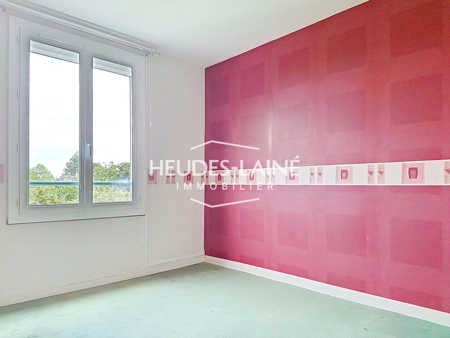 Photo 5 — HEUDES LAINE