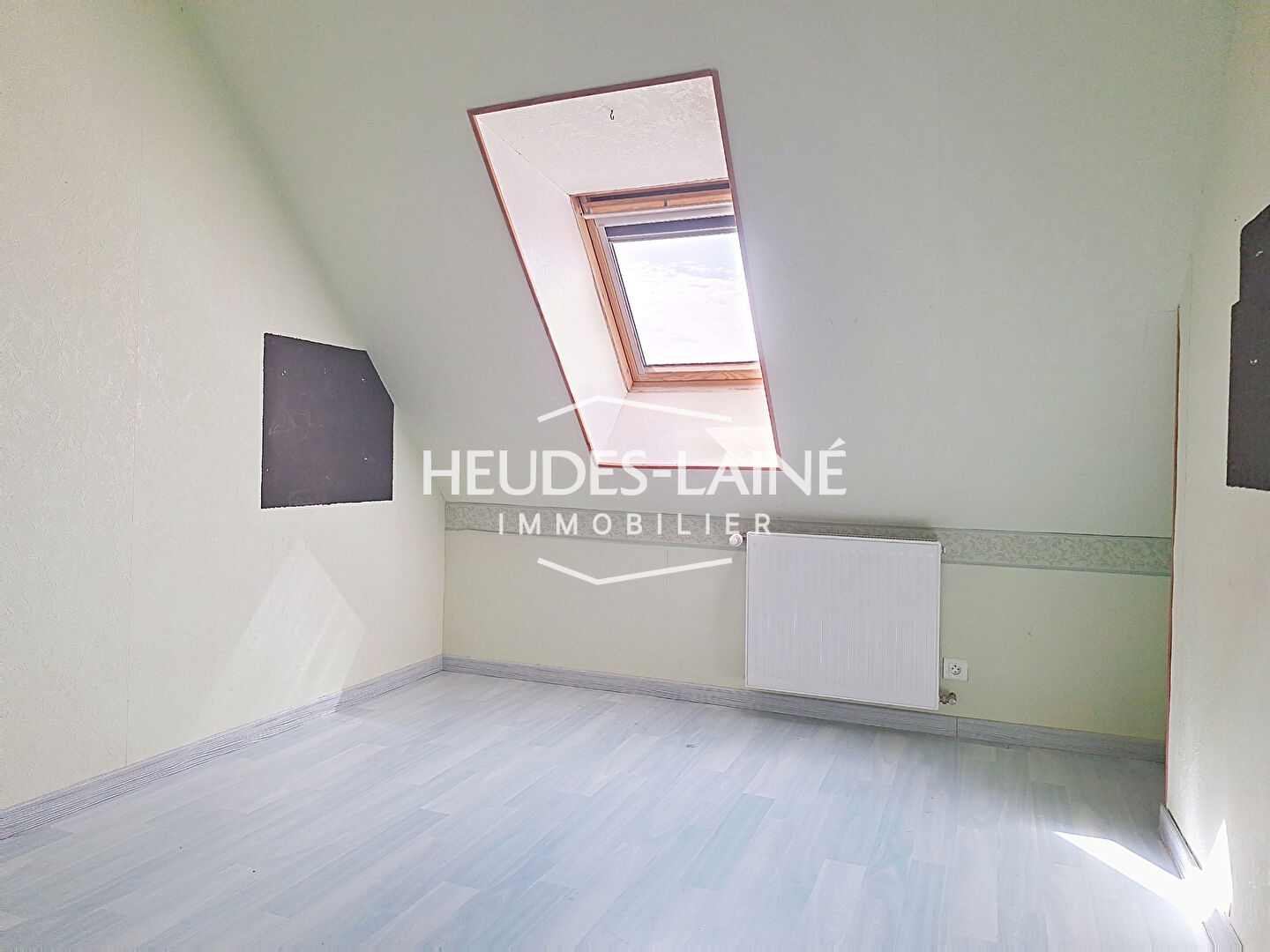 Photo 6 — HEUDES LAINE