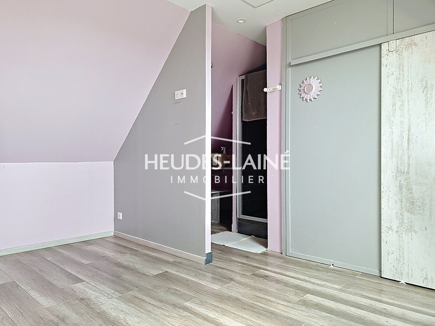 Photo 10 — HEUDES LAINE