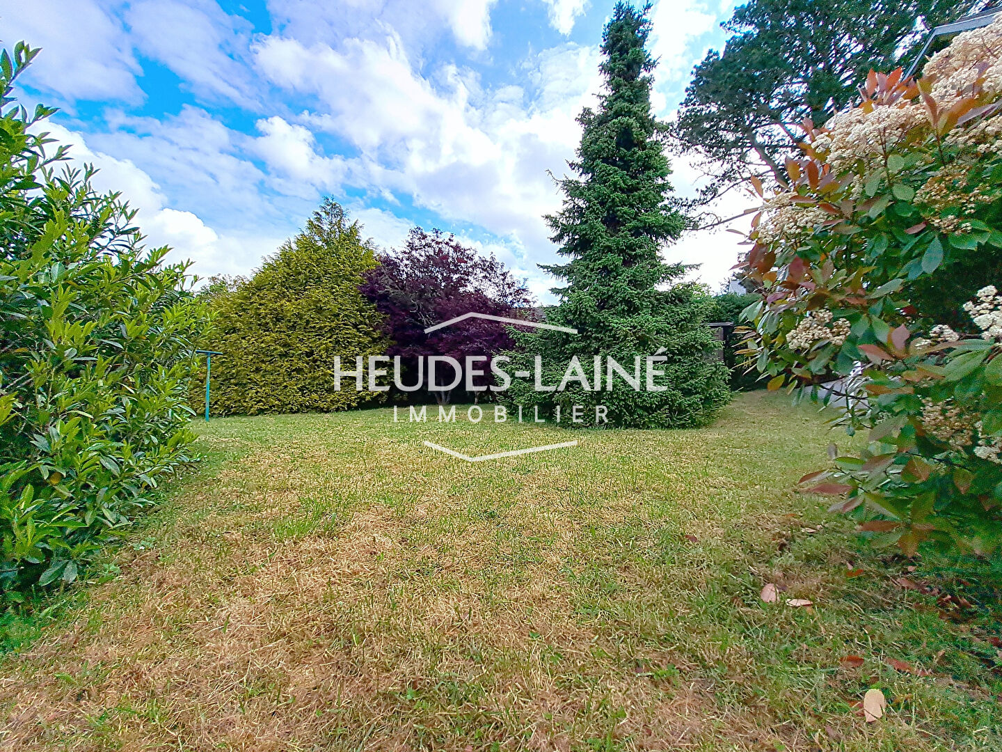 Photo 3 — HEUDES LAINE