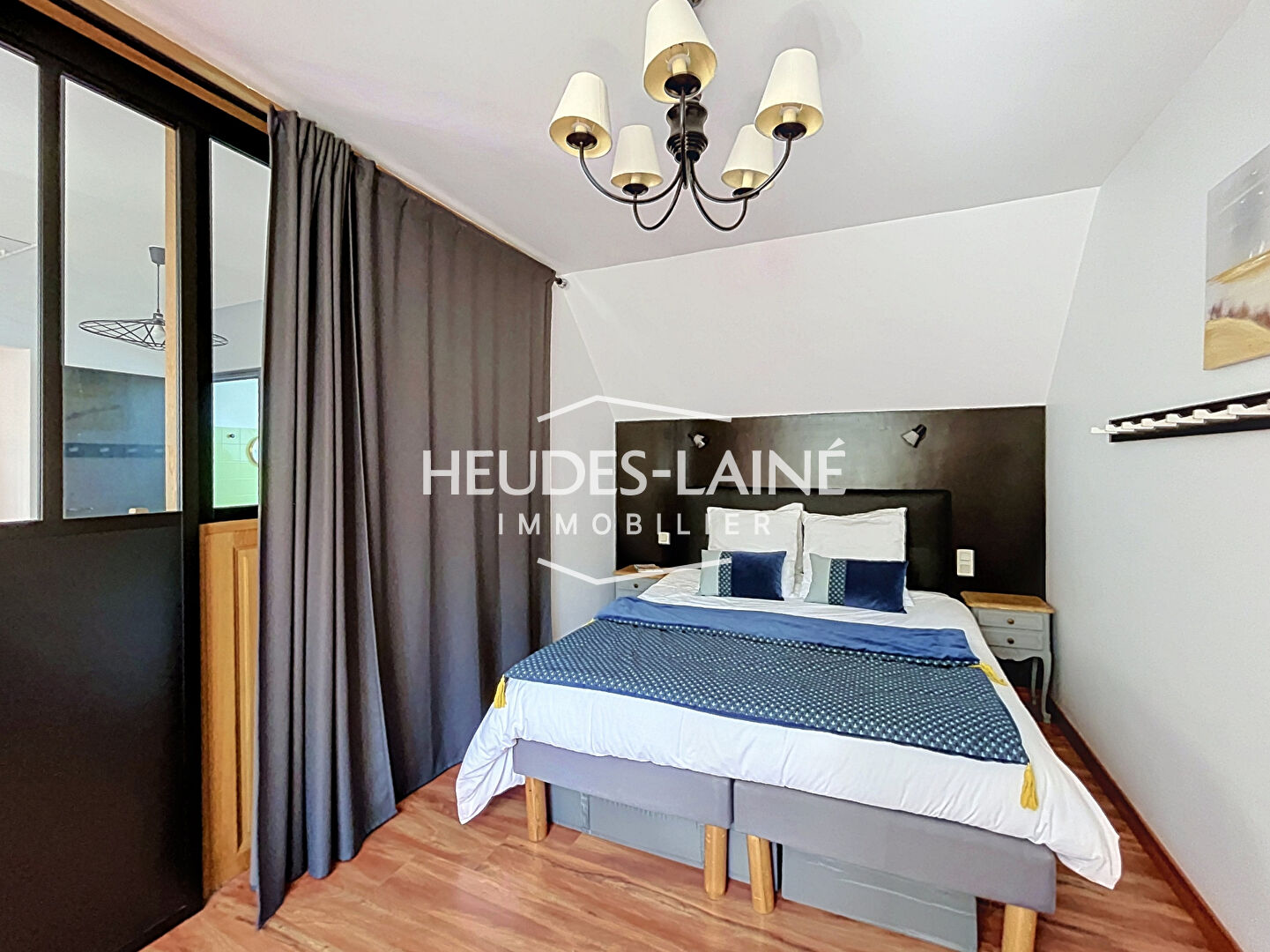Photo 11 — HEUDES LAINE