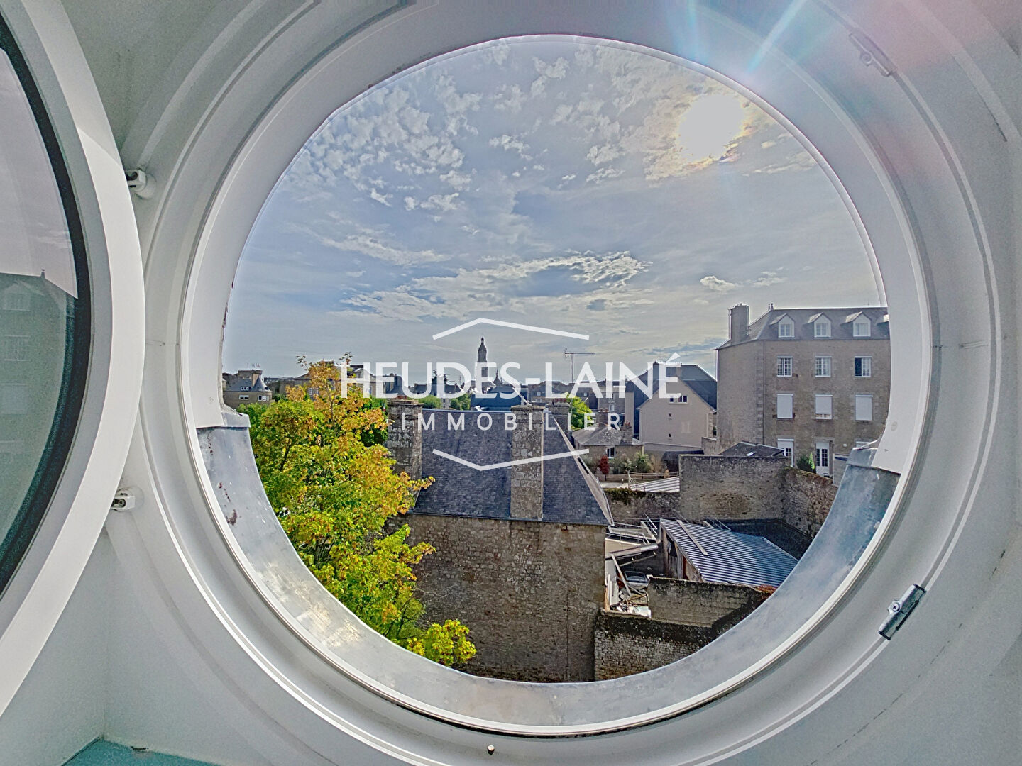 Photo 10 — HEUDES LAINE