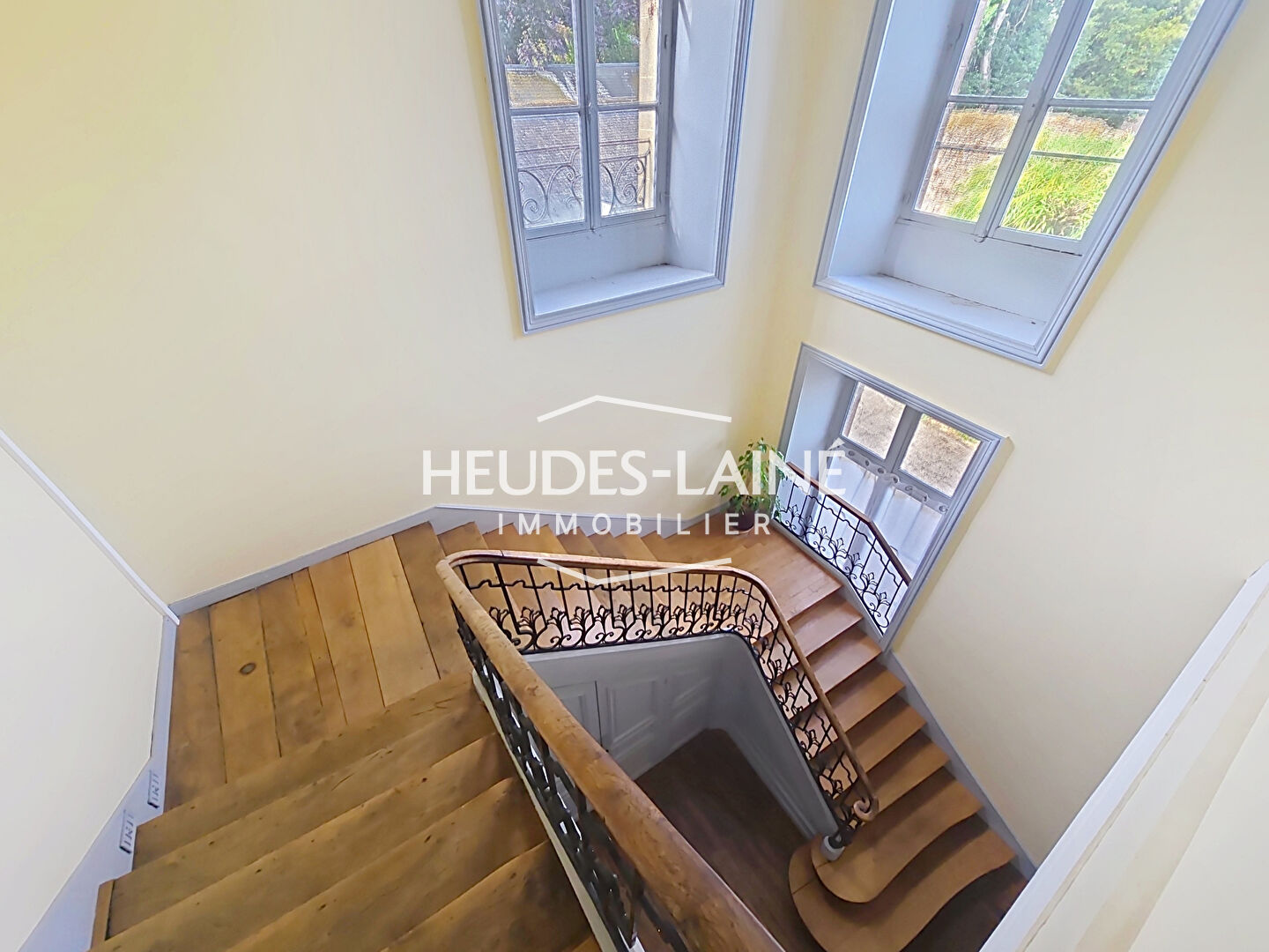 Photo 8 — HEUDES LAINE