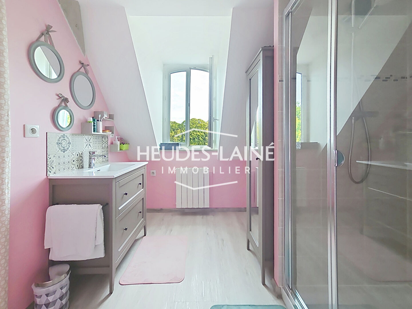 Photo 6 — HEUDES LAINE