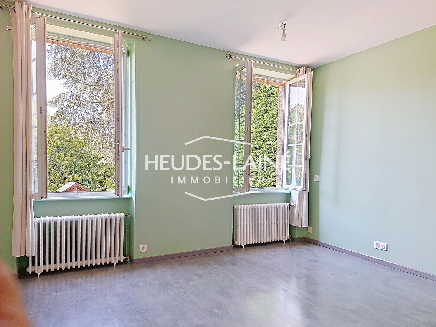 Photo 12 — HEUDES LAINE