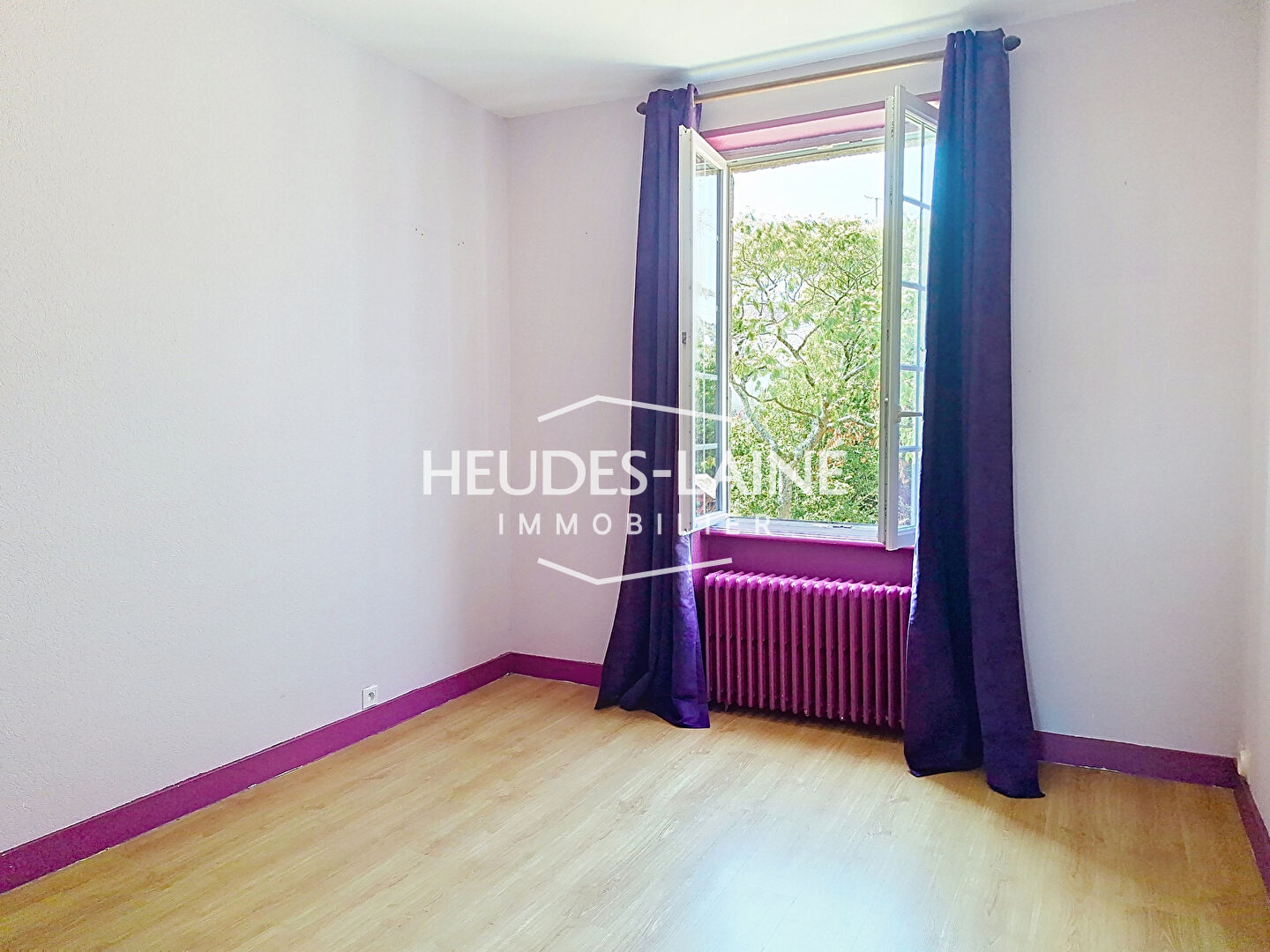 Photo 11 — HEUDES LAINE