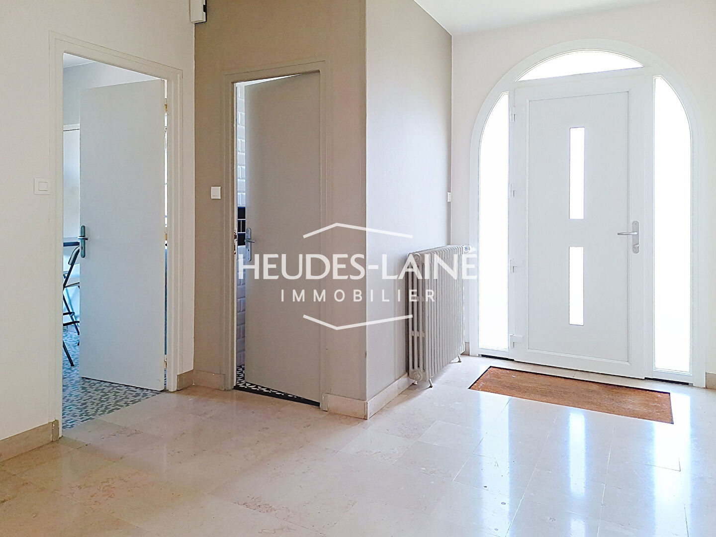 Photo 8 — HEUDES LAINE