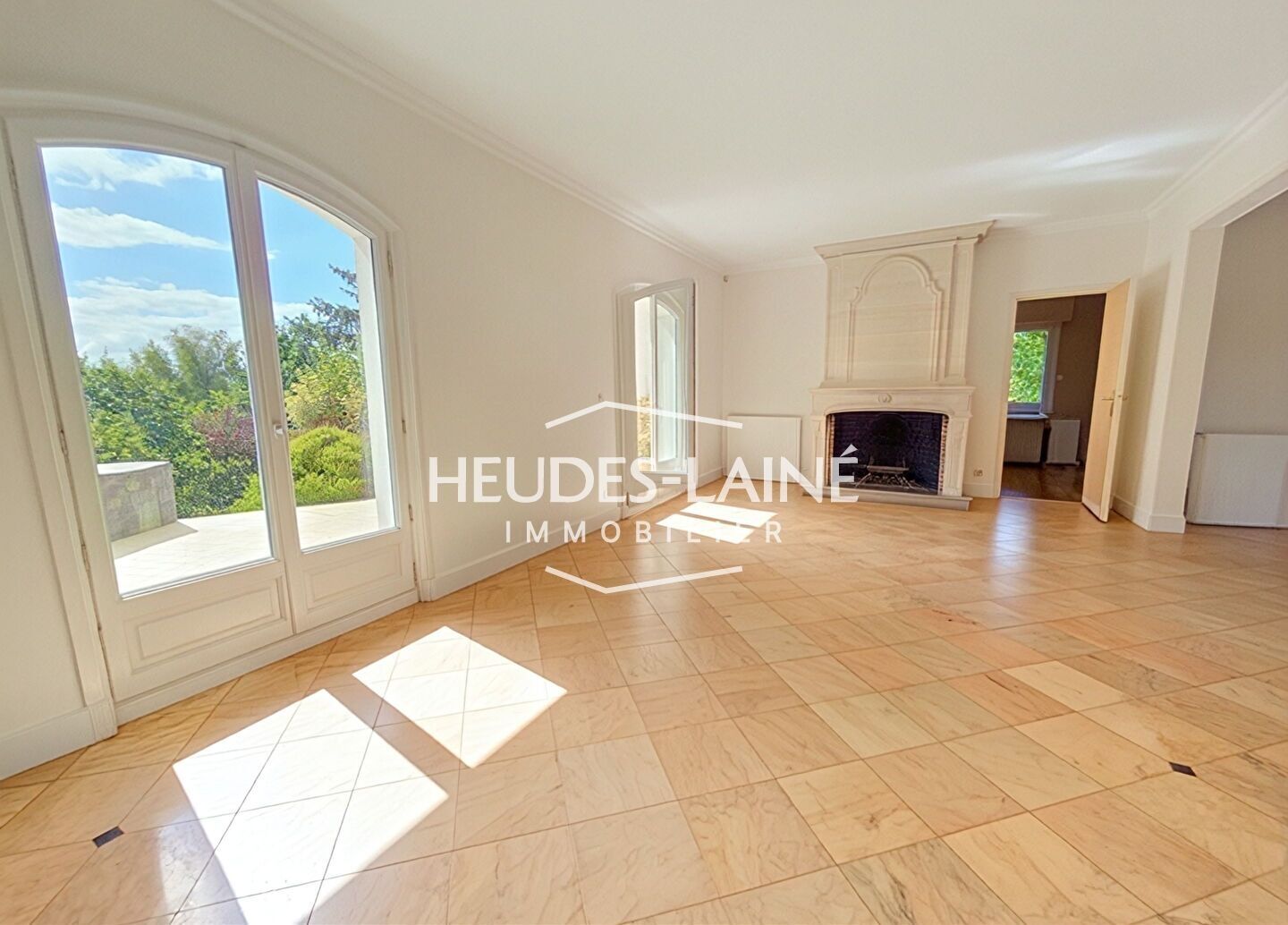 Photo 5 — HEUDES LAINE