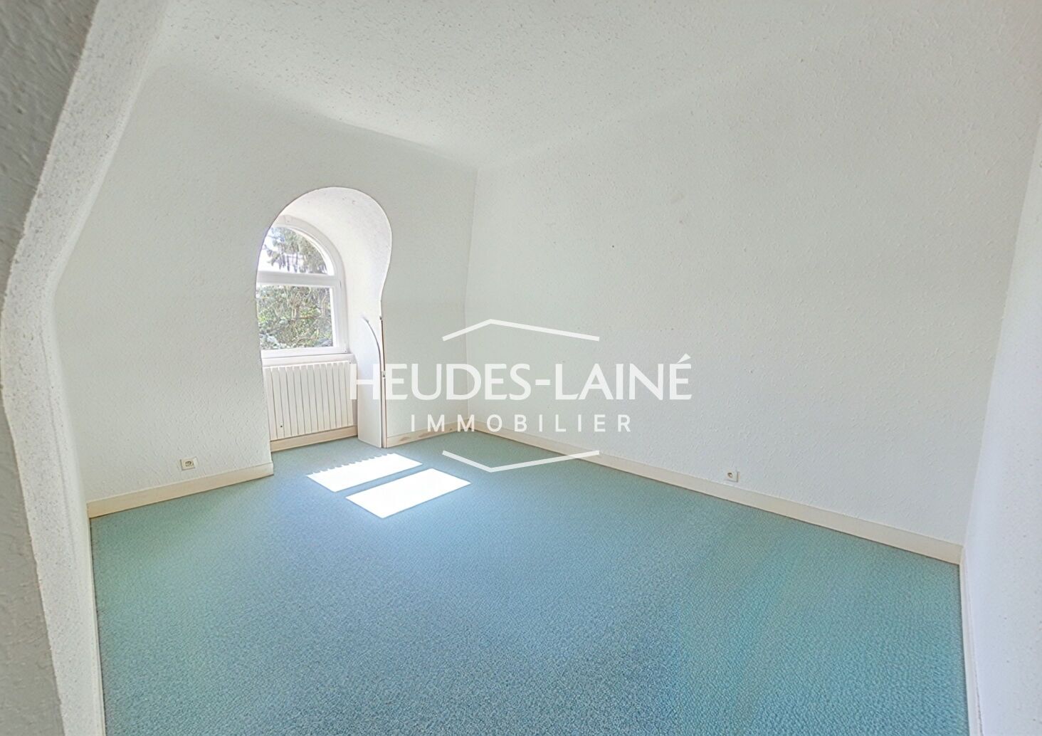 Photo 14 — HEUDES LAINE