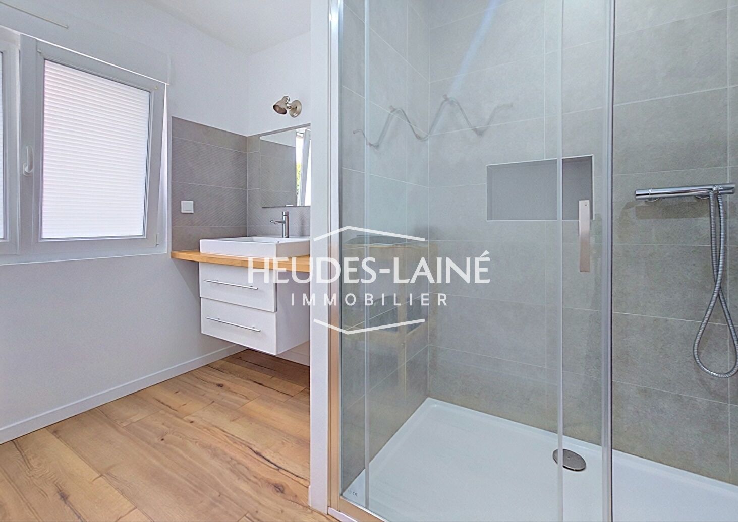 Photo 10 — HEUDES LAINE