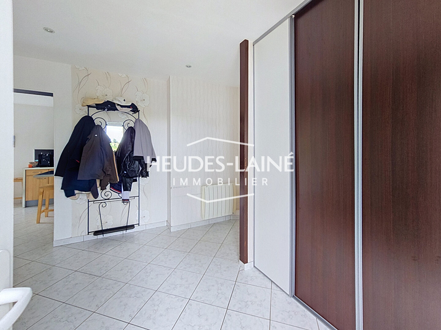 Photo 11 — HEUDES LAINE
