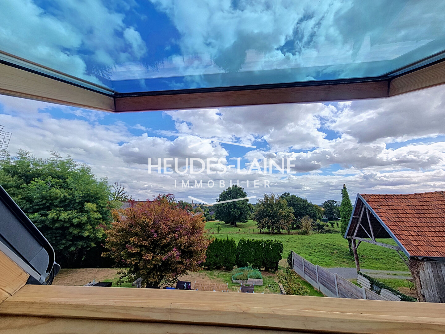 Photo 18 — HEUDES LAINE