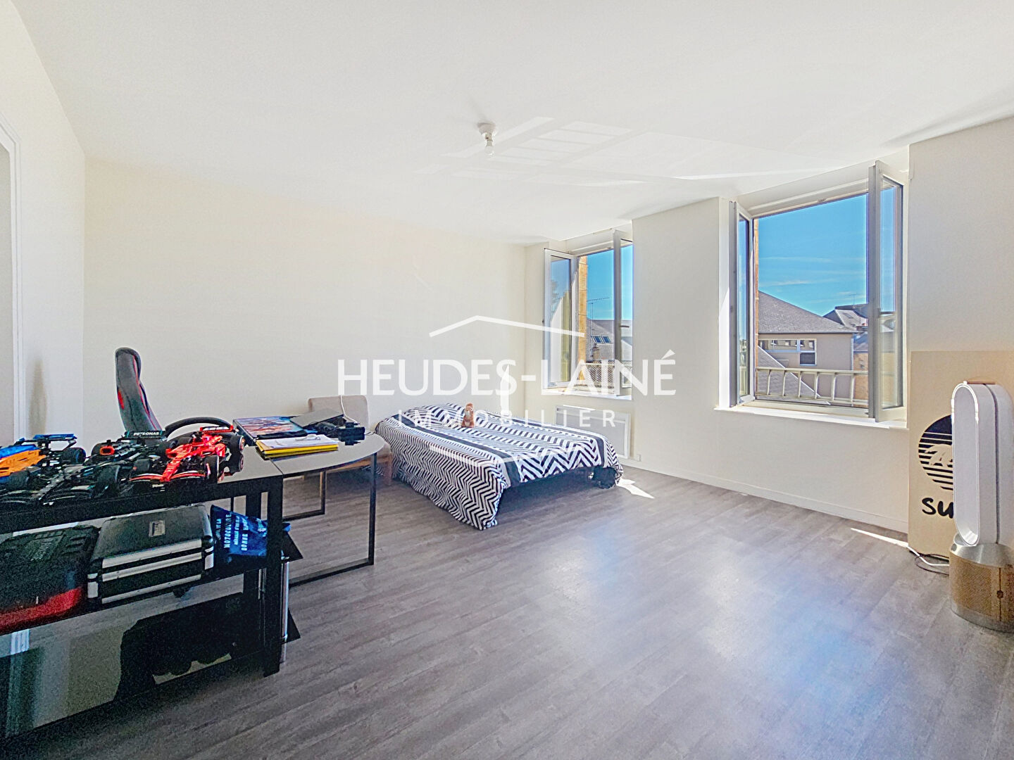 Photo 4 — HEUDES LAINE