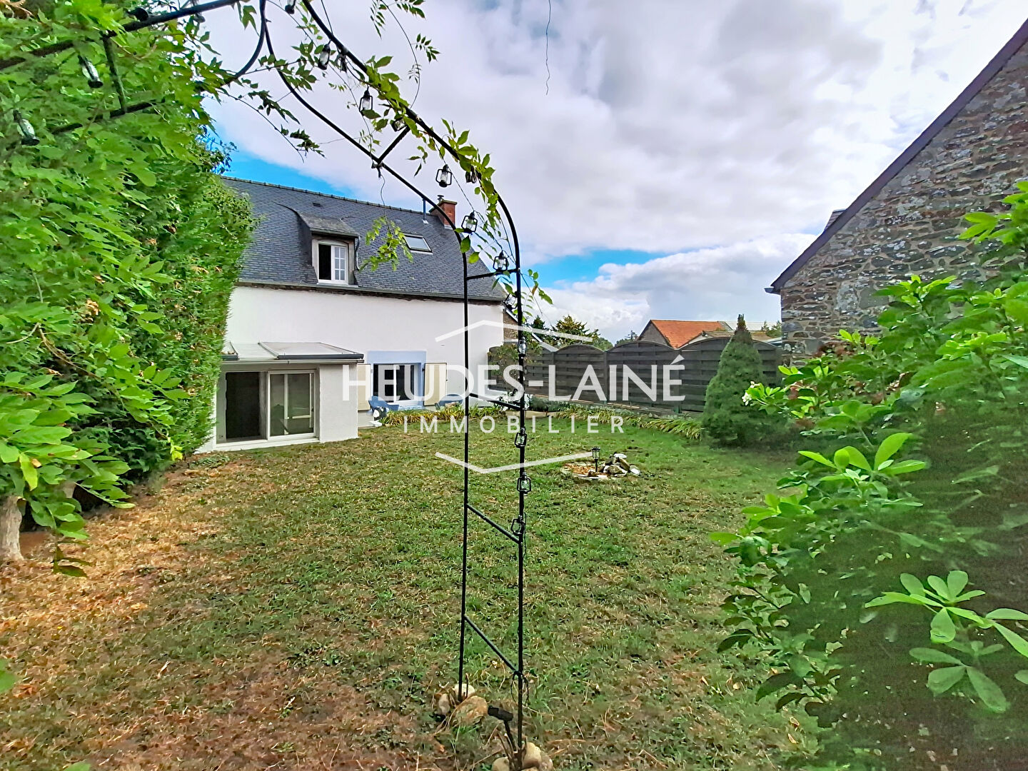 Photo 12 — HEUDES LAINE