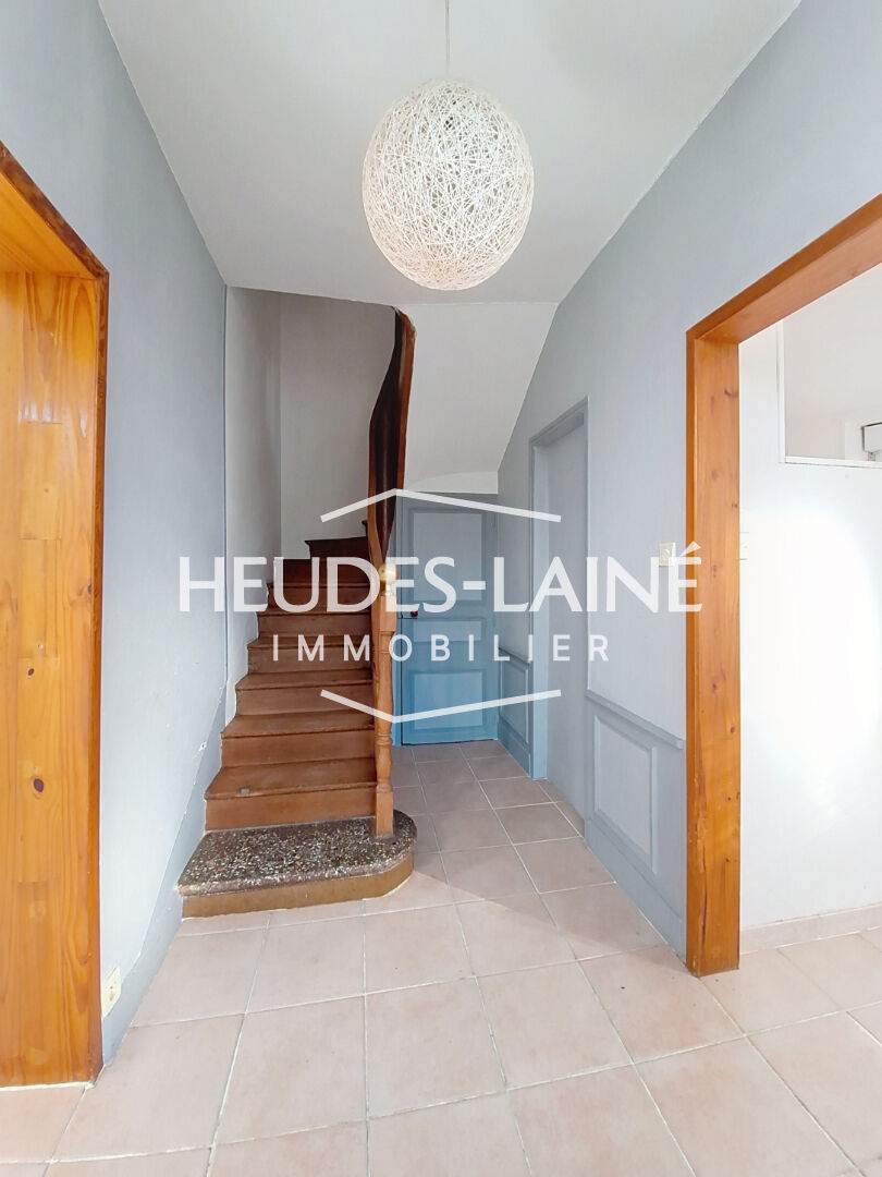 Photo 2 — HEUDES LAINE