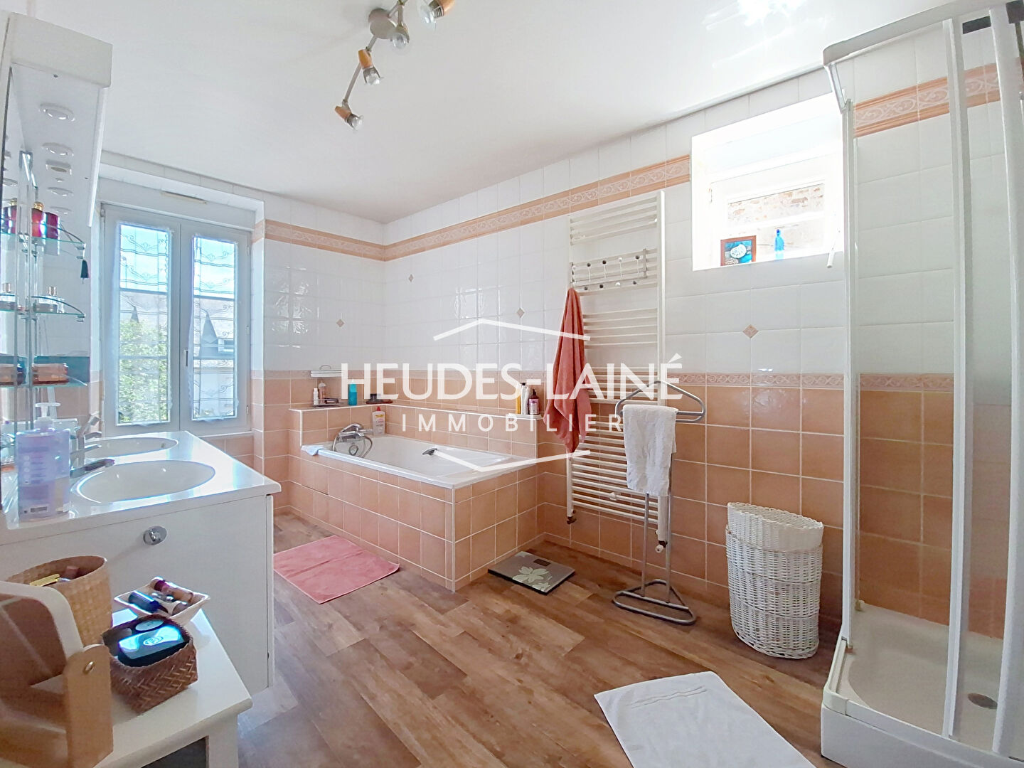 Photo 10 — HEUDES LAINE