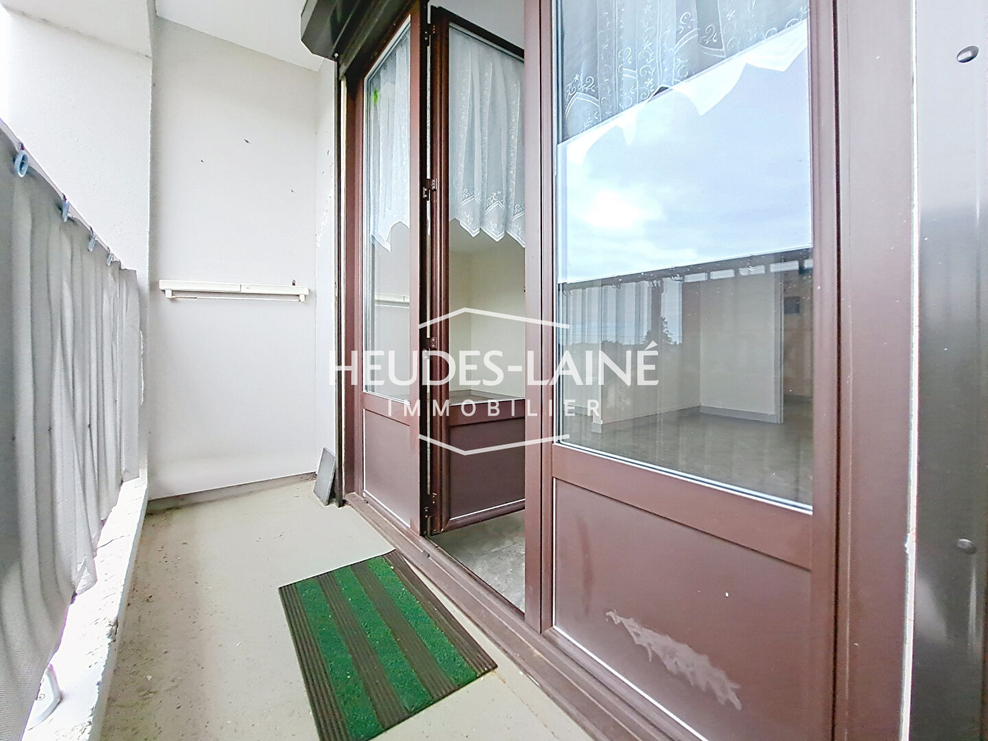 Photo 4 — HEUDES LAINE