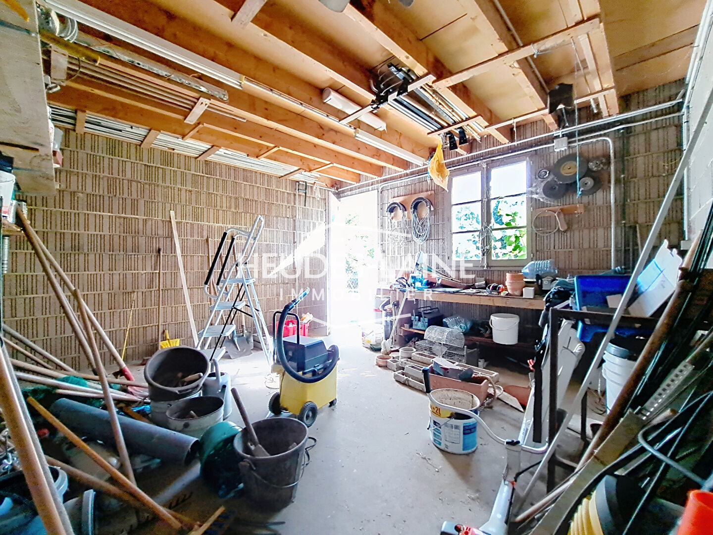 Photo 13 — HEUDES LAINE