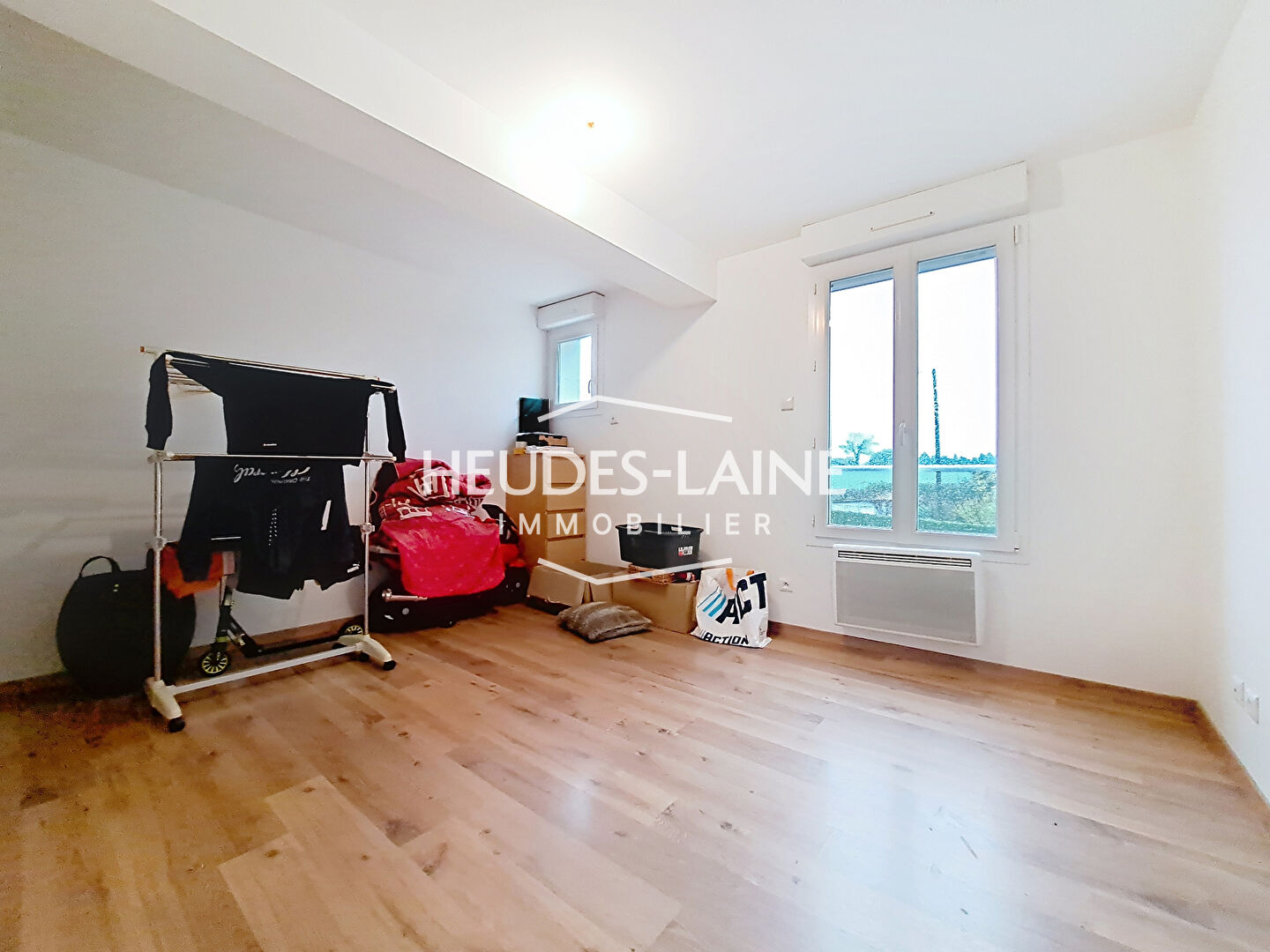 Photo 6 — HEUDES LAINE