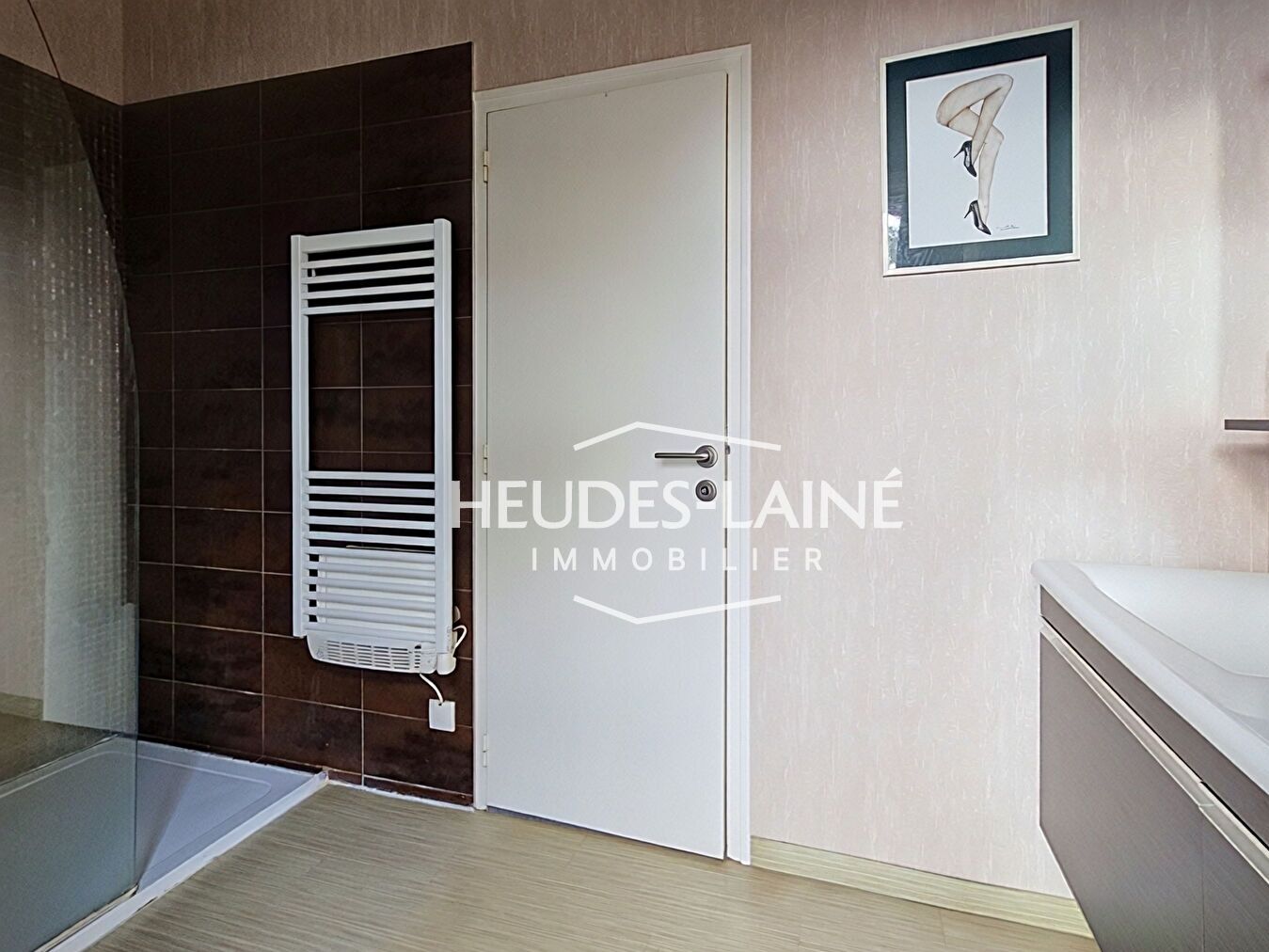 Photo 19 — HEUDES LAINE