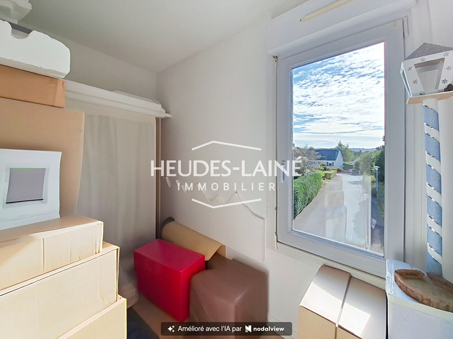 Photo 9 — HEUDES LAINE