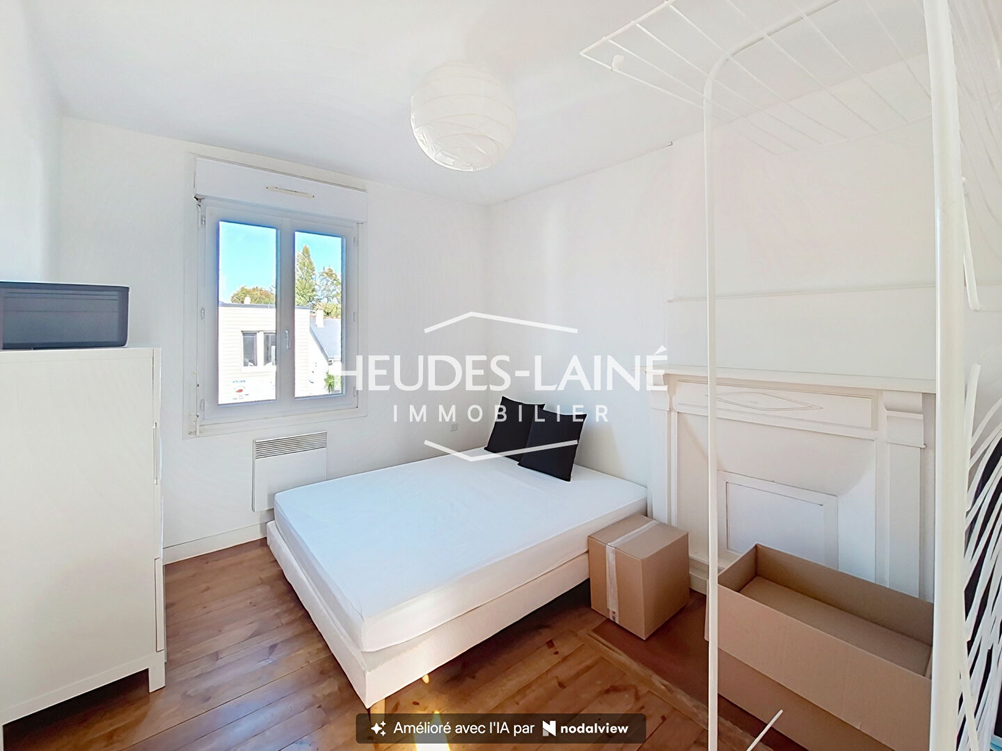Photo 6 — HEUDES LAINE
