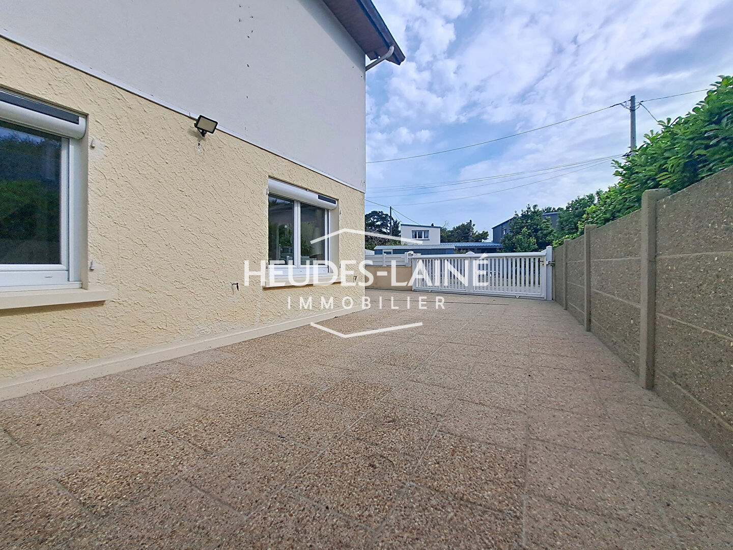 Photo 9 — HEUDES LAINE
